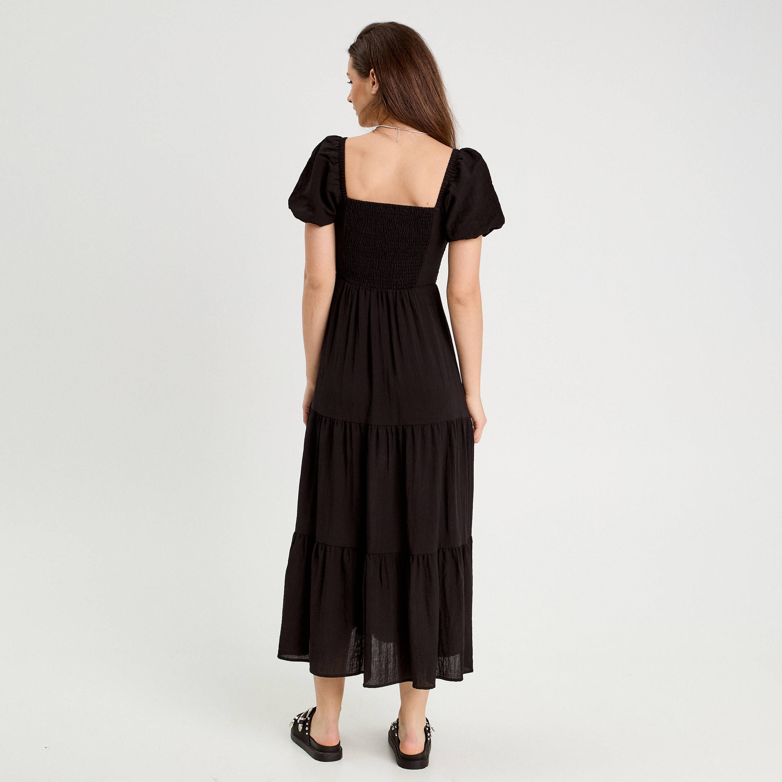 robe longue evasee smockee noir femme Robe longue évasée smockée noir femme