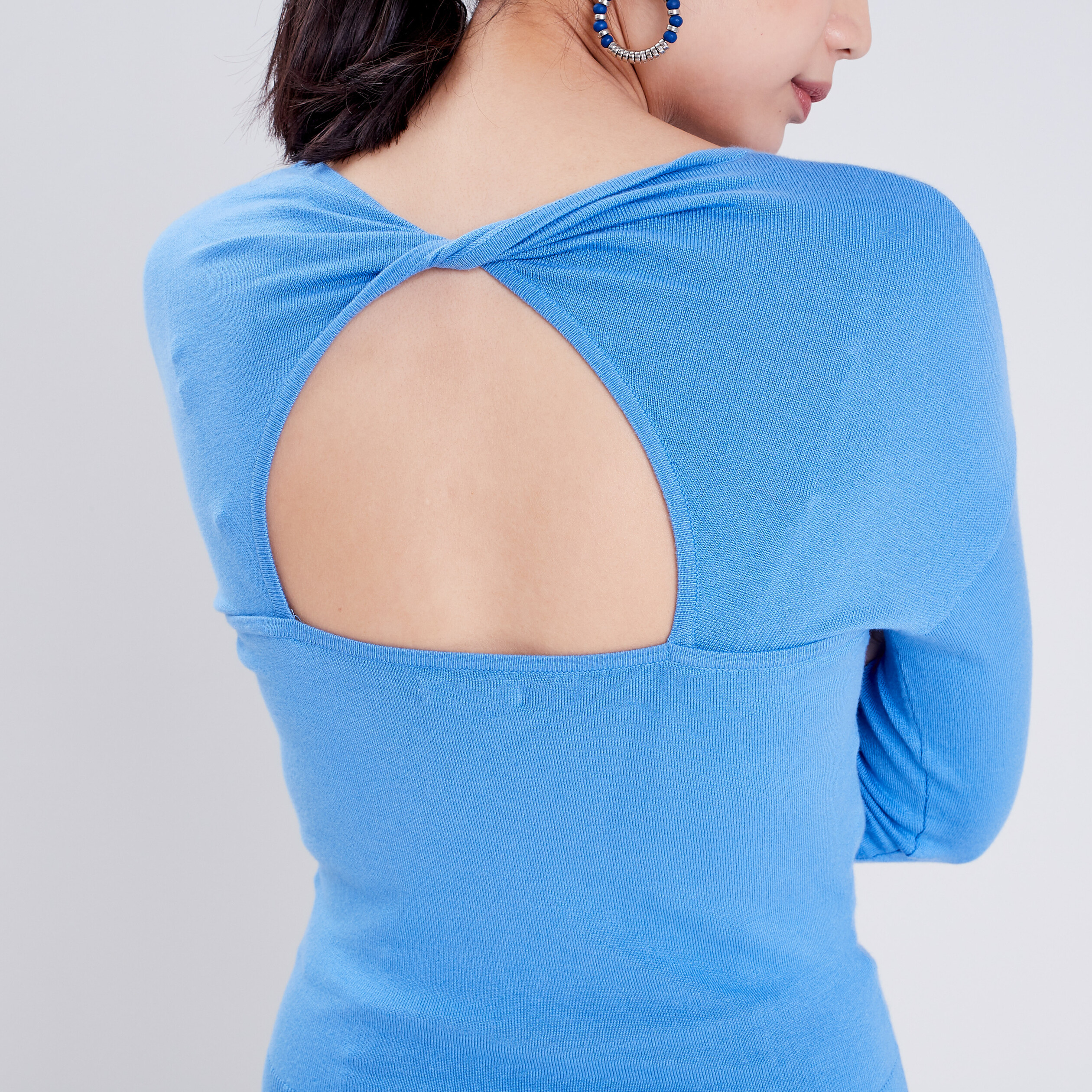 Pull avec dos ouvert bleu femme
