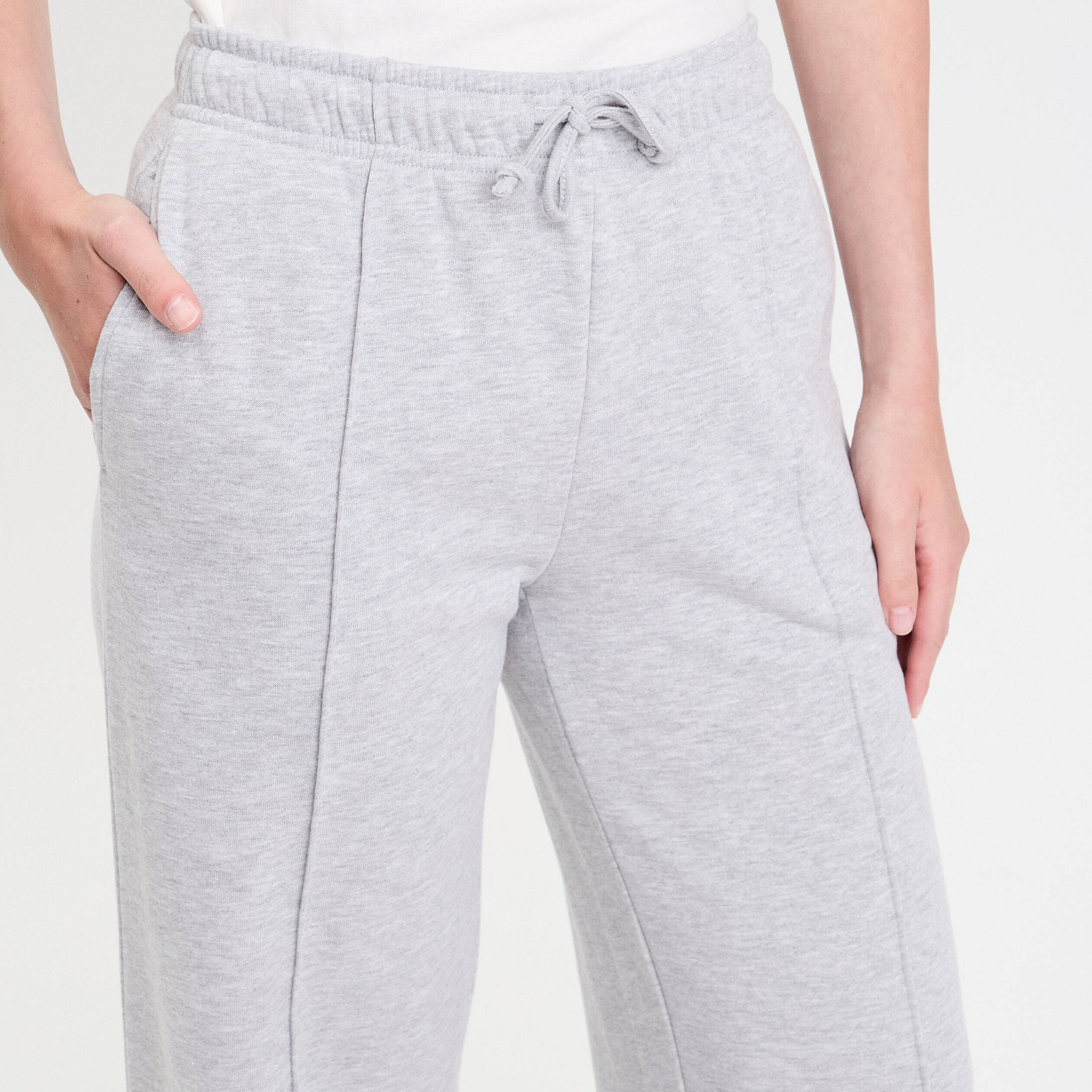 Pantalon large style jogging gris clair femme