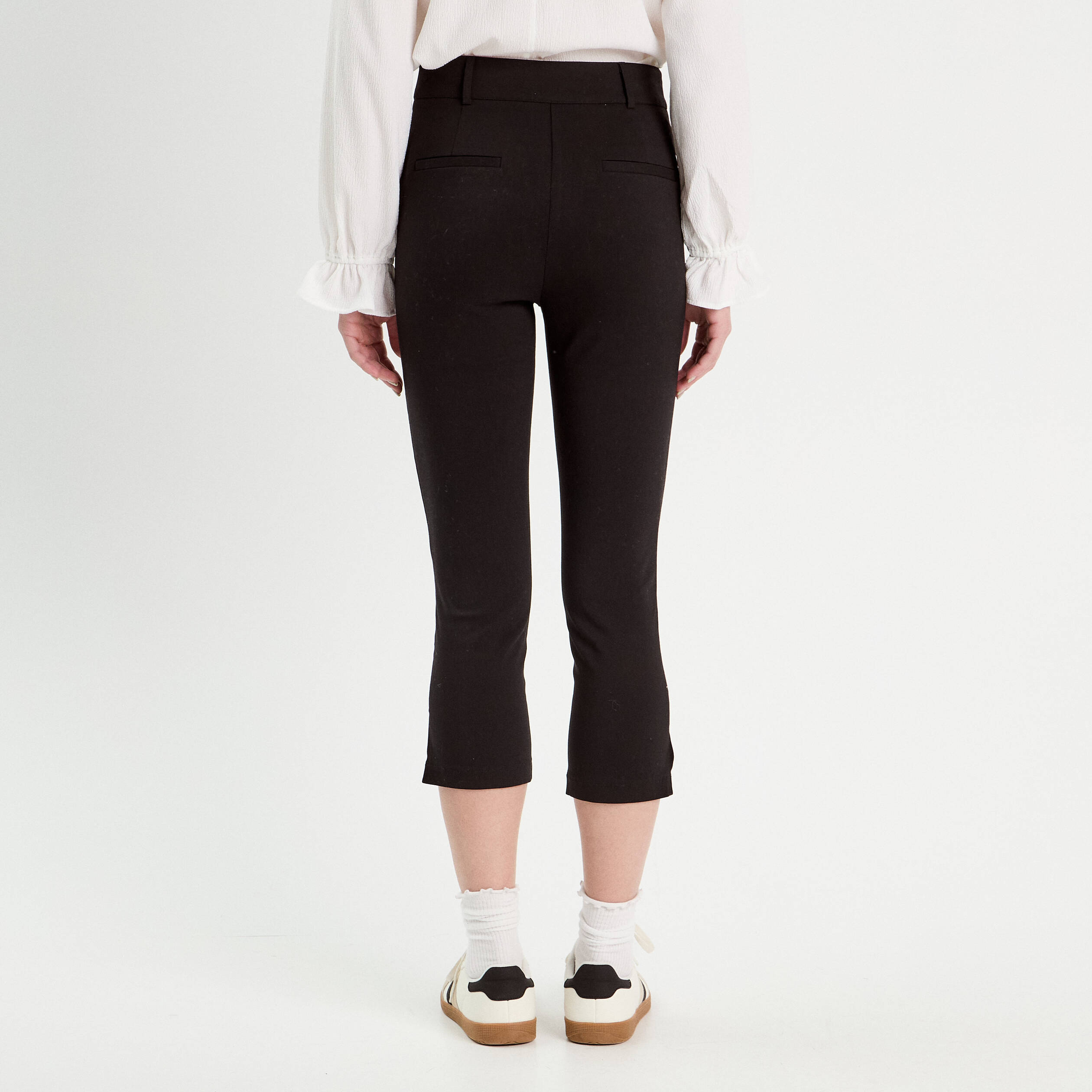 Pantalon capri ajusté 7/8ème noir femme