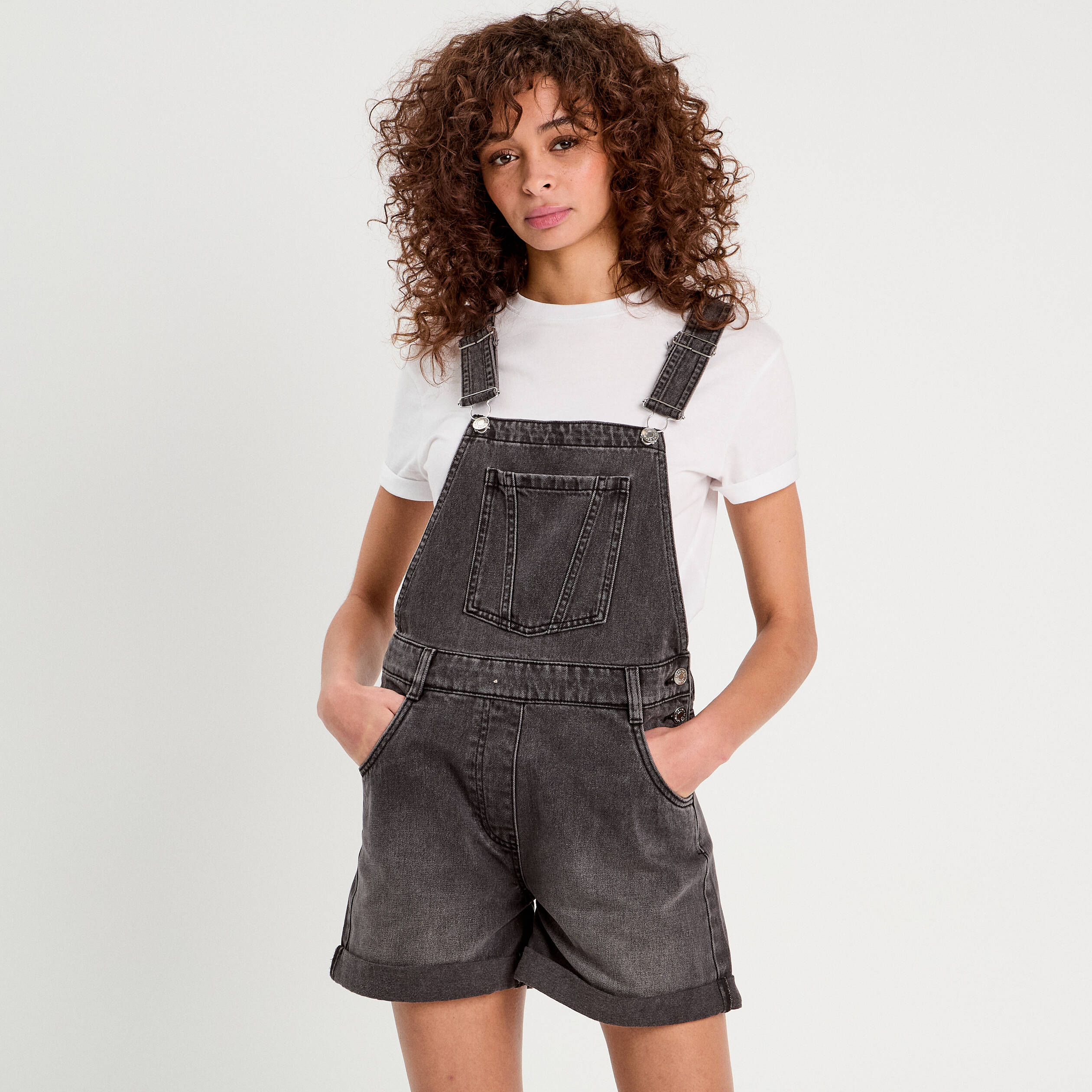 salopette short en jean denim noir femme Salopette short en jean denim noir femme