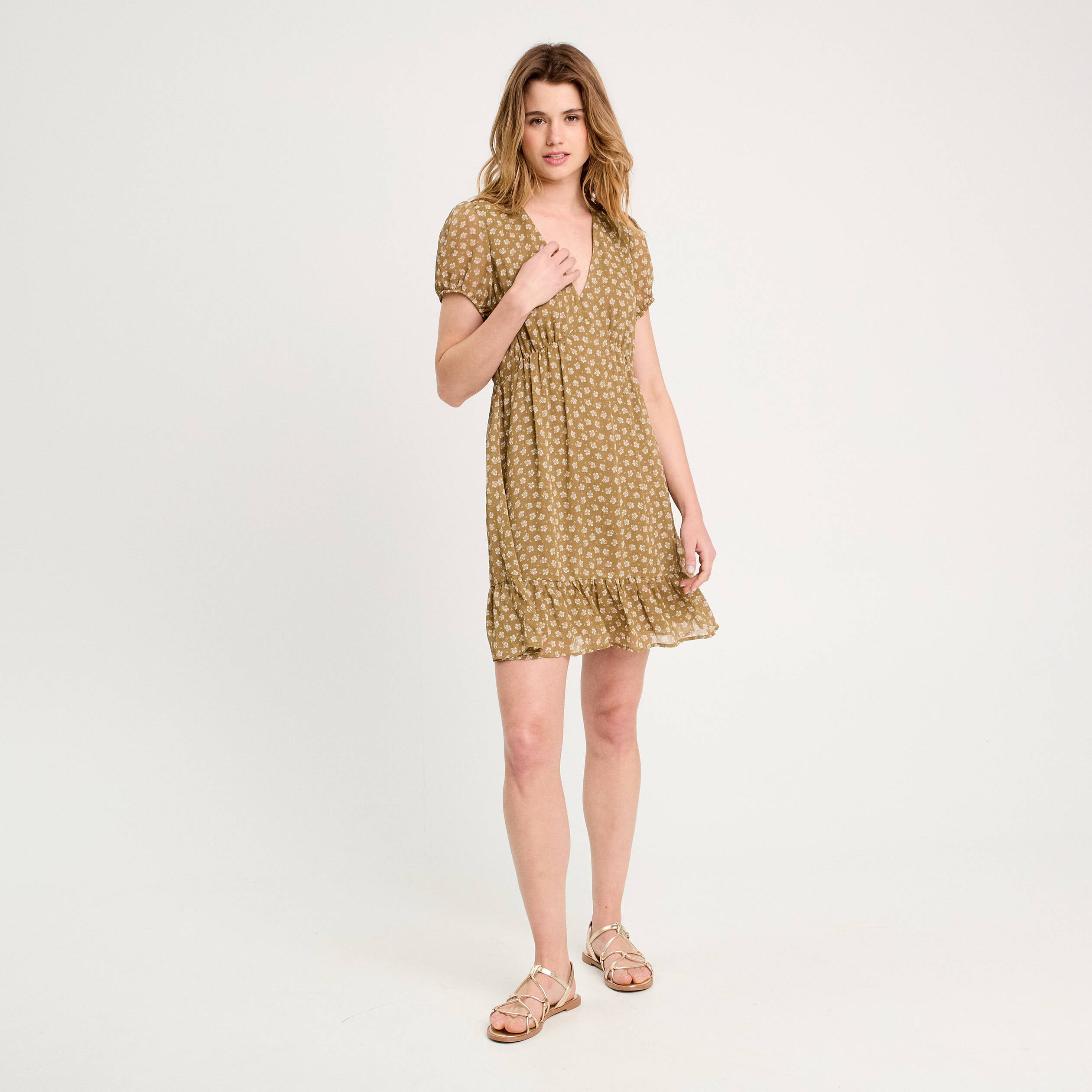 Robe &eacute;vas&eacute;e manches courtes vert olive femme