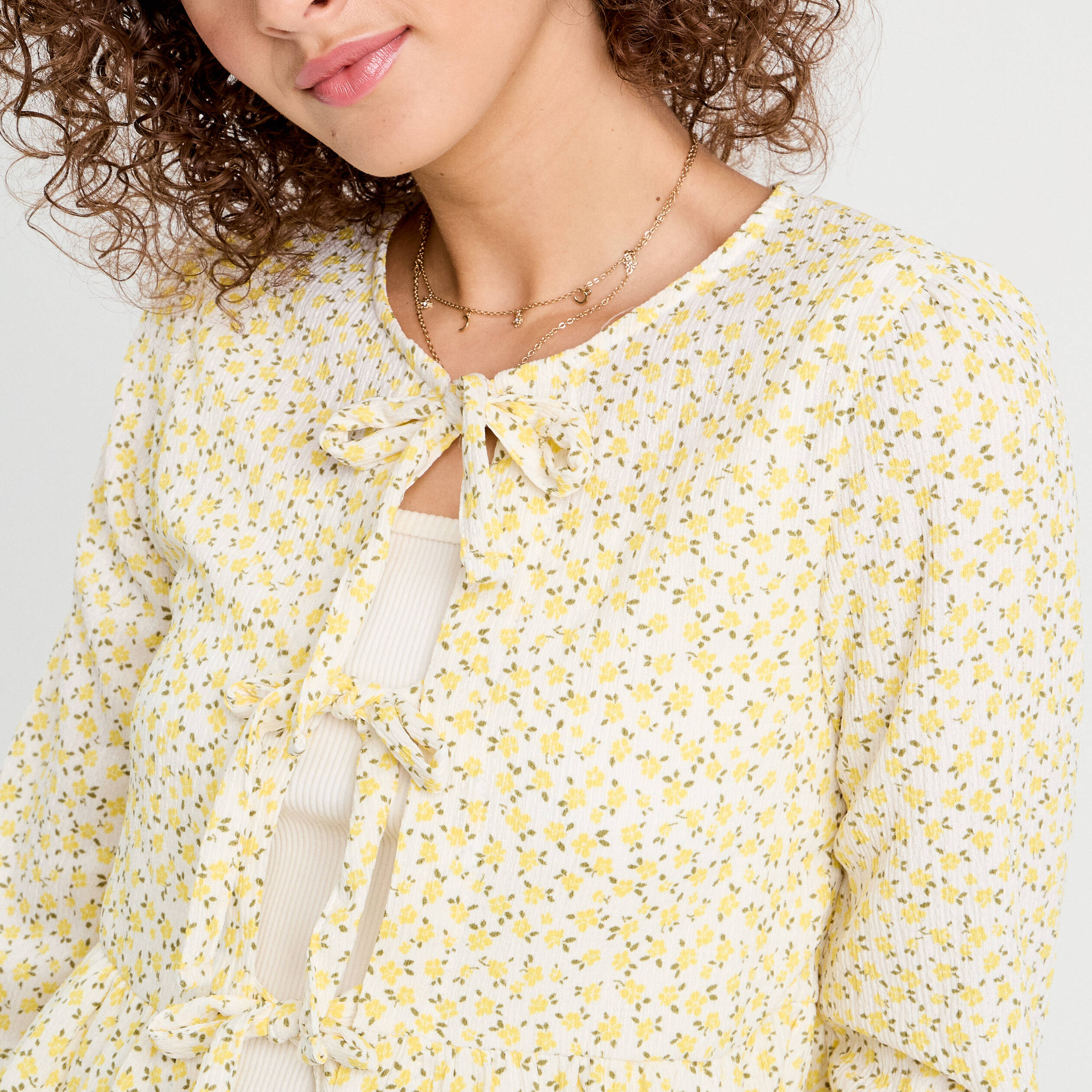 Blouse nou&eacute;e manches longues blanc femme