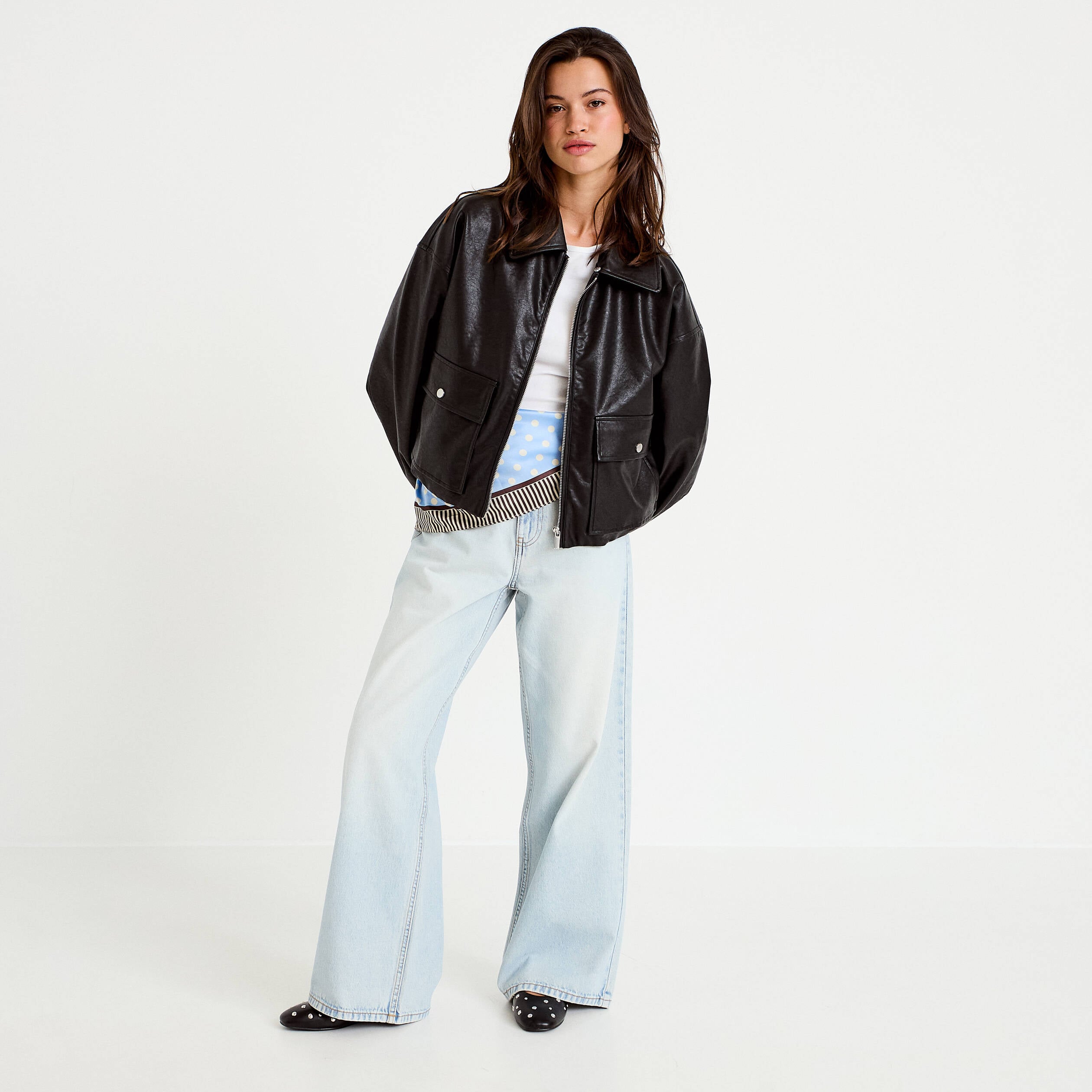 Jean wide leg taille haute Petite denim bleach femme