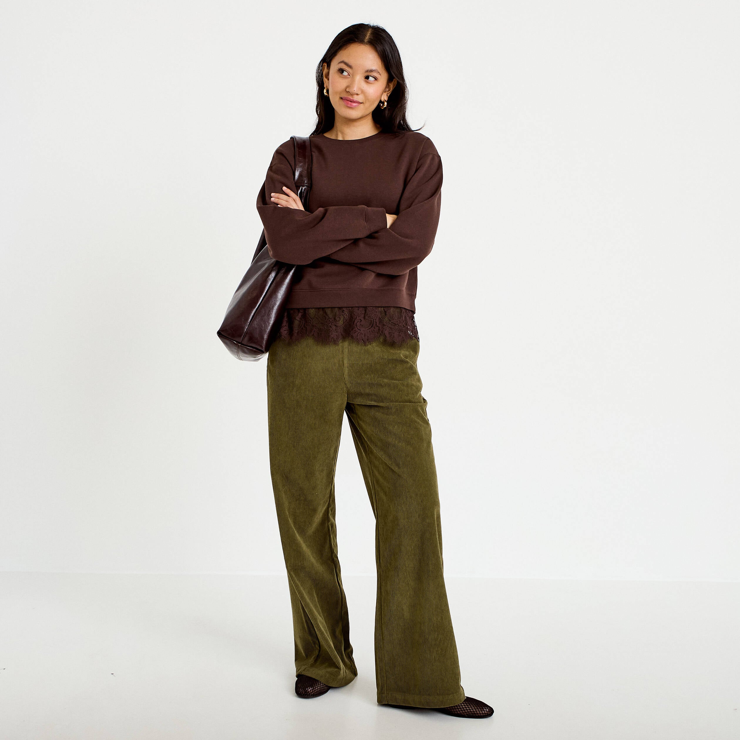 Pantalon bootcut taille standard velours vert kaki femme