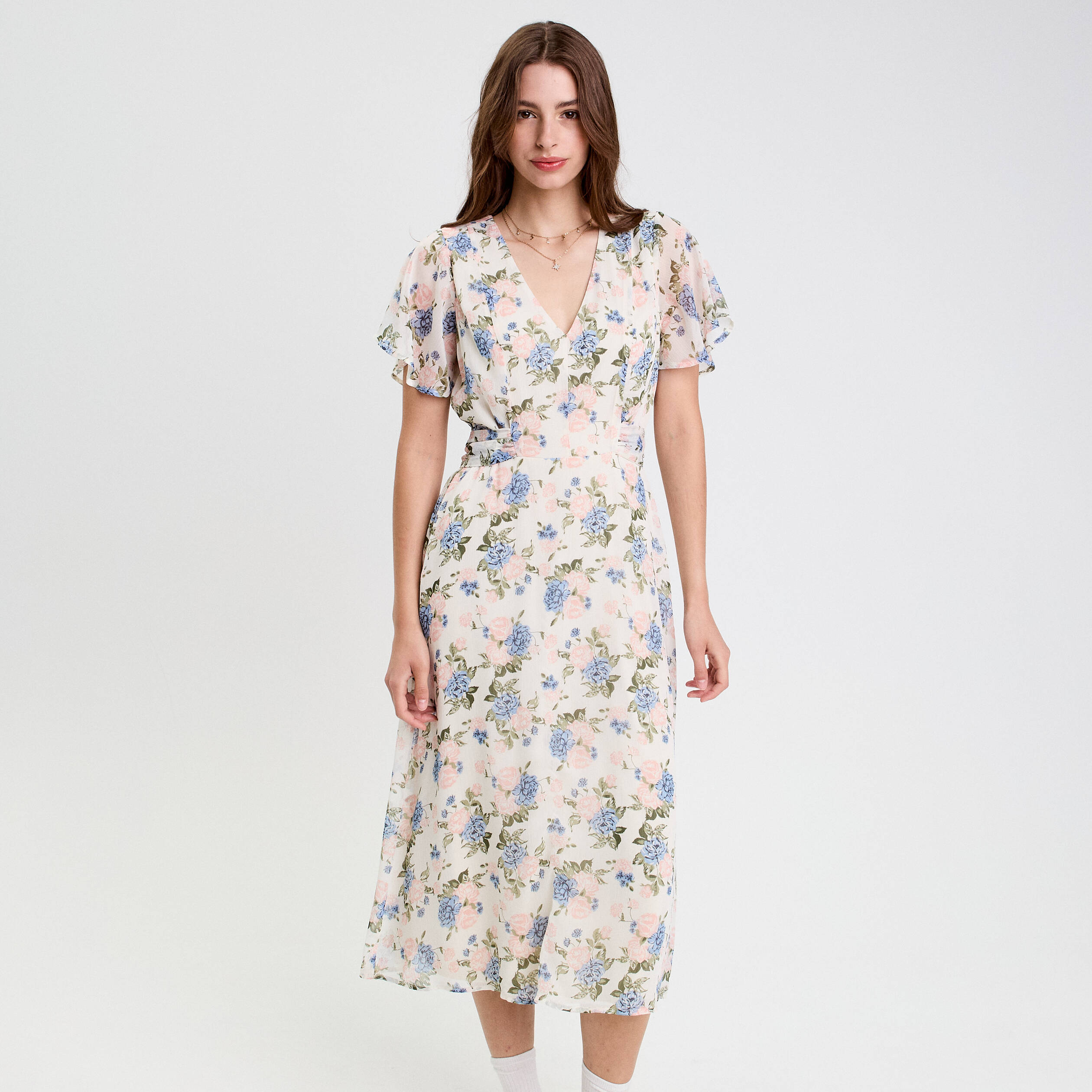 robe evasee col v manches courtes blanc femme Robe évasée col v manches courtes blanc femme