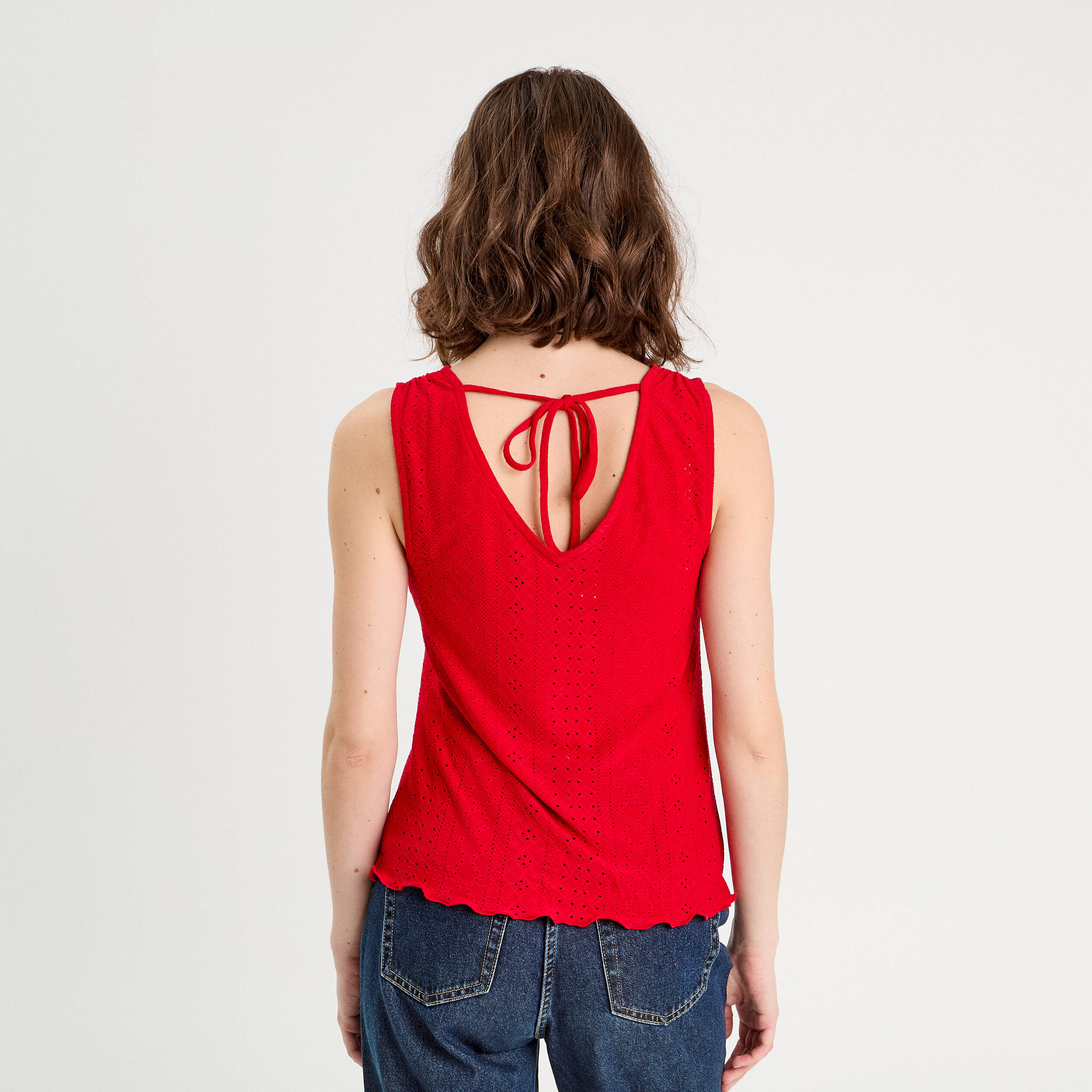 Débardeur Naf Naf Rouge - Taille M, Broderie, Matière Satin/lin - Occasion Très Bon état
