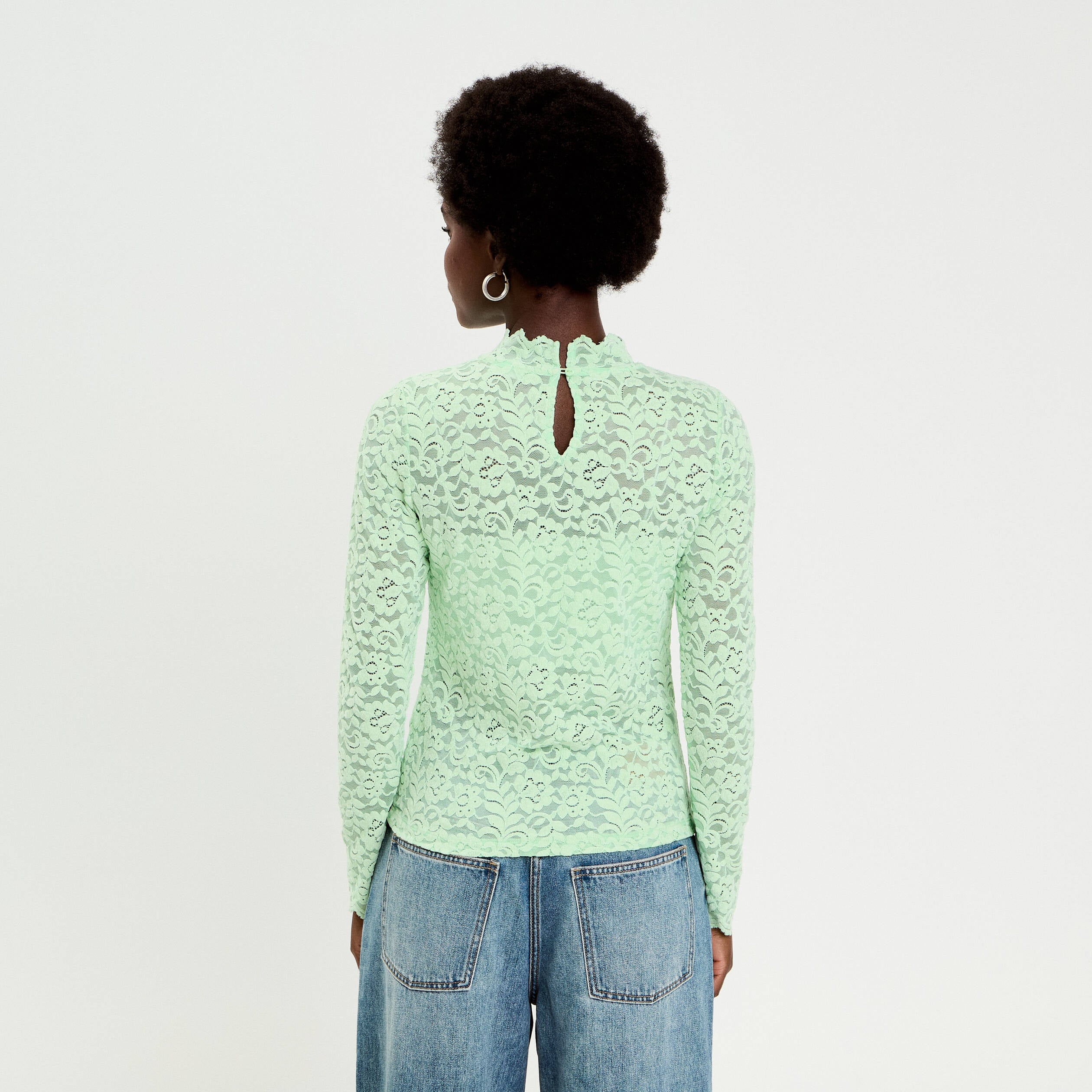 T-shirt dentelle manches longues vert pastel femme