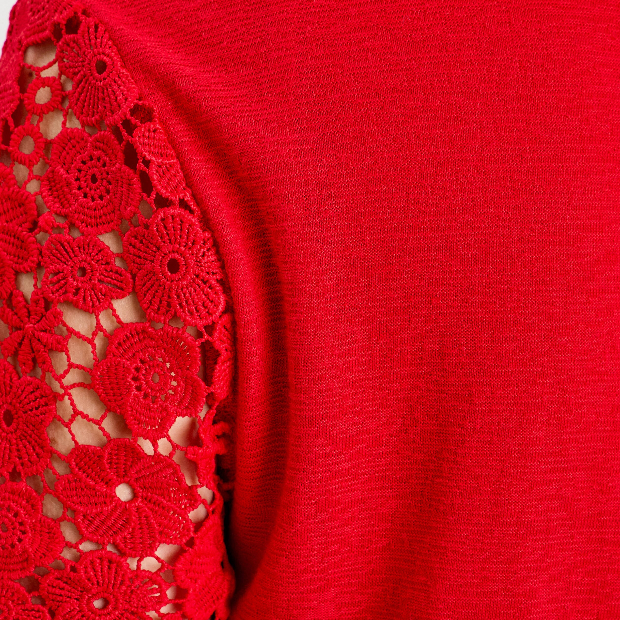 T-shirt nou&eacute; dentelle guipure rouge femme