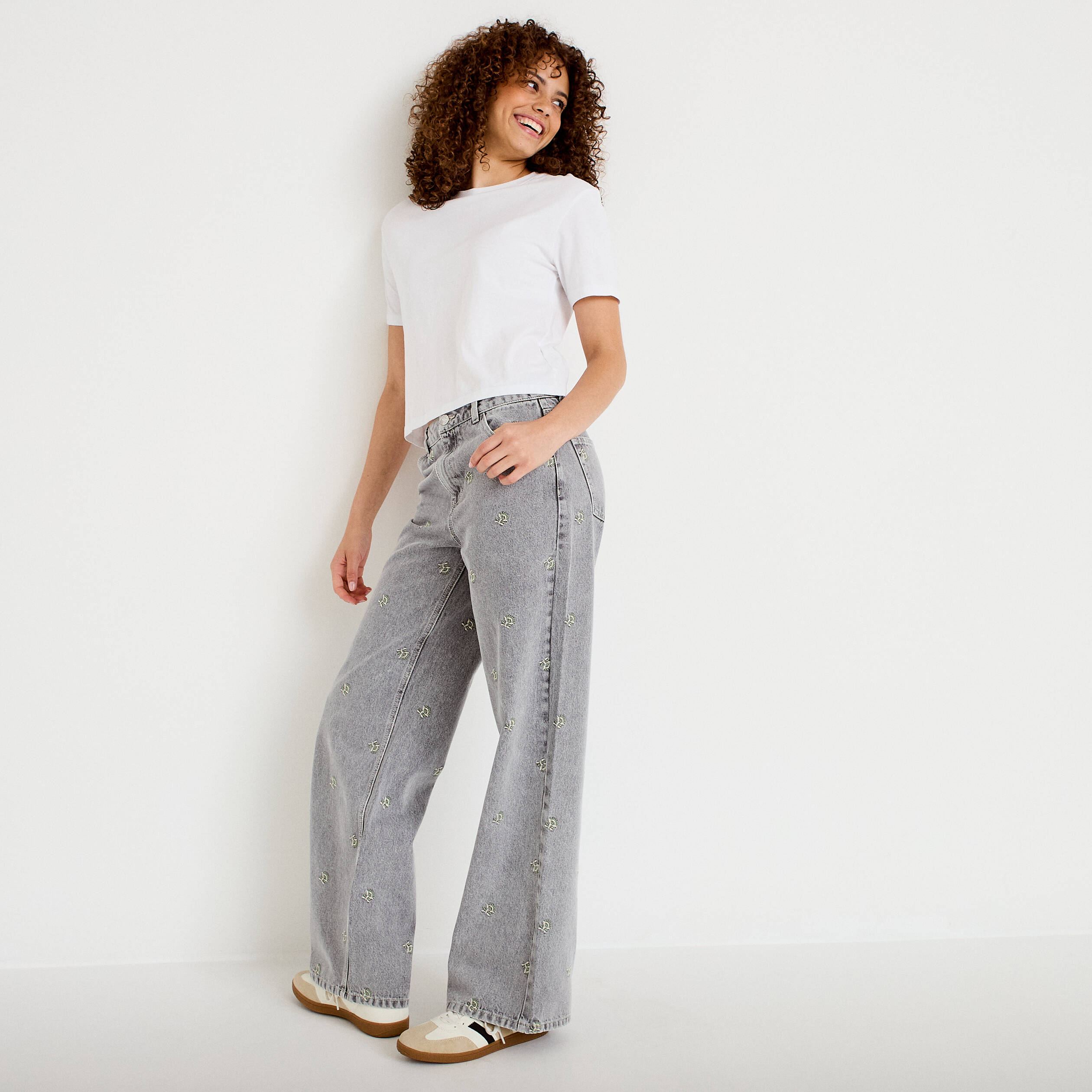 Jean wide leg broderie taille haute denim gris femme