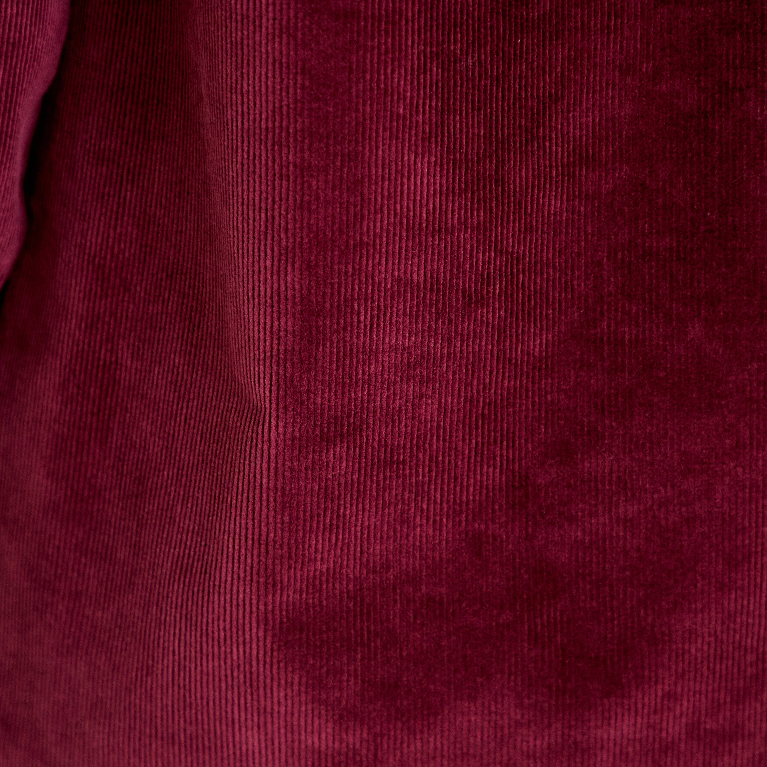Robe &eacute;vas&eacute;e velours col montant bordeaux femme