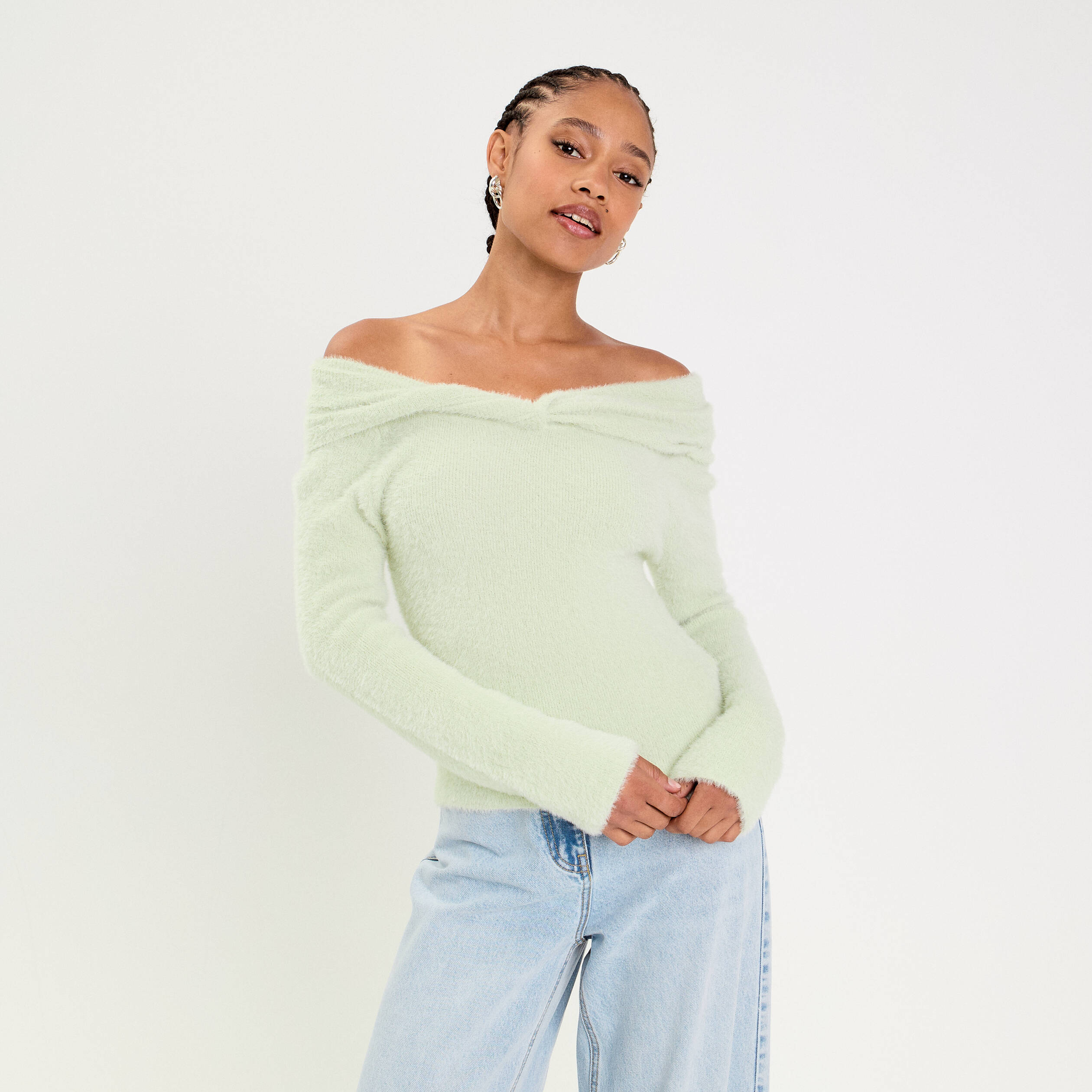 Pull ajust&eacute; col bardot manches longues vert pastel femme