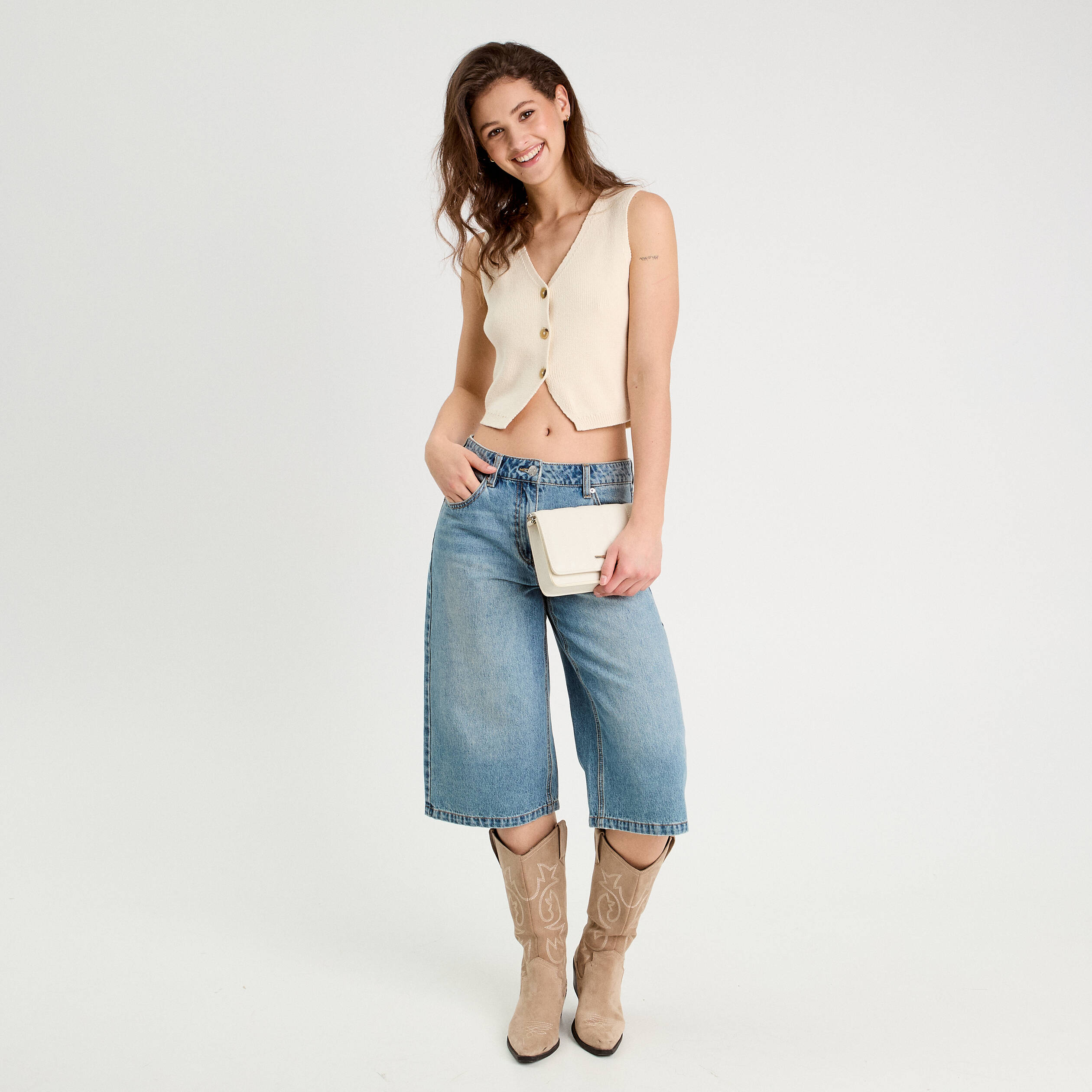 Gilet sans manches col en V ecru femme