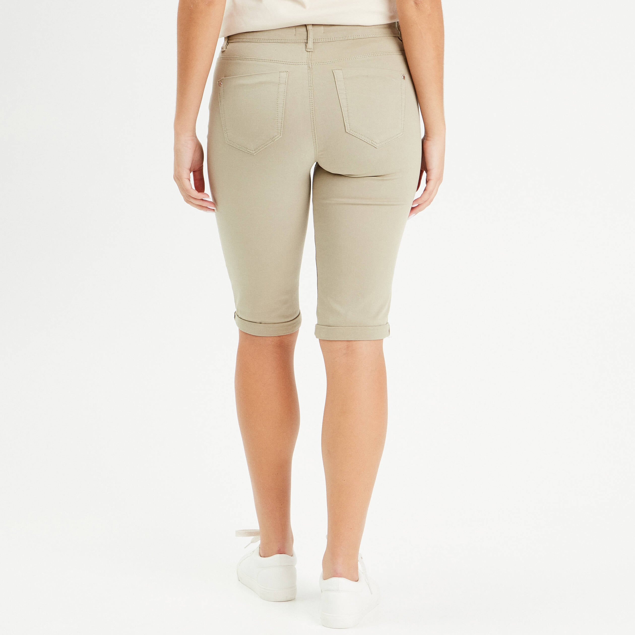 Pantacourt vert kaki femme
