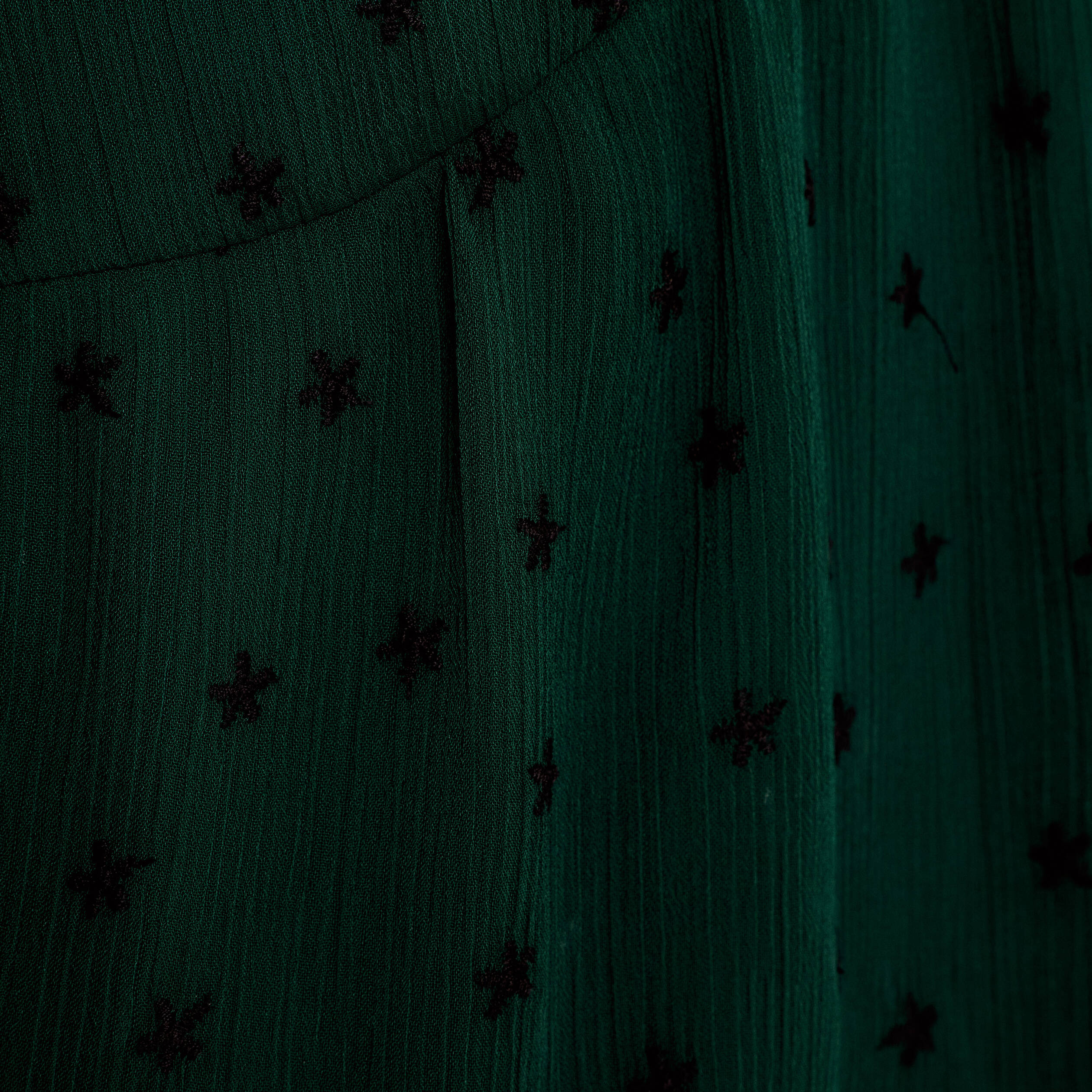Blouse brod&eacute;e volant&eacute;e vert fonc&eacute; femme