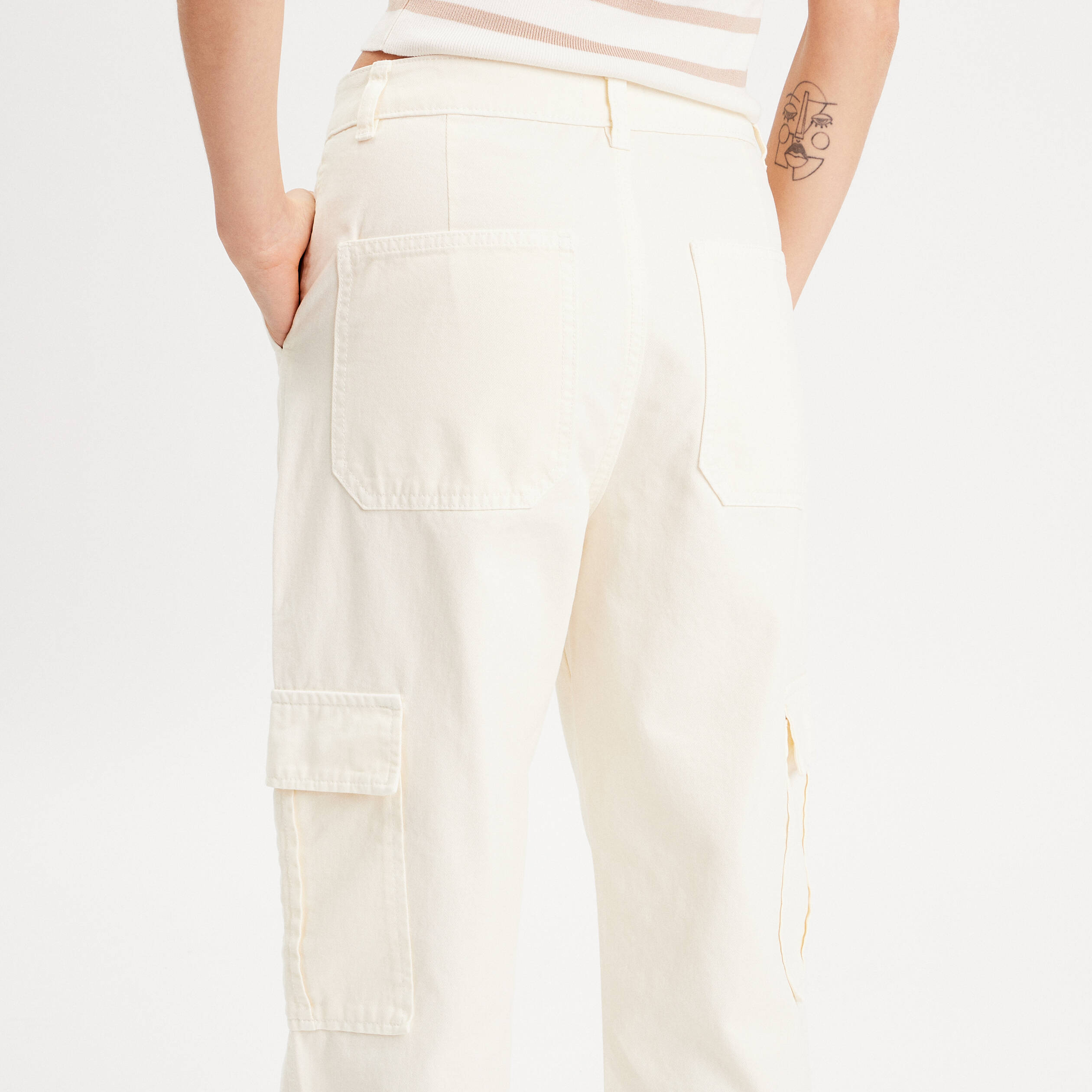 Pantalon large cargo ecru femme