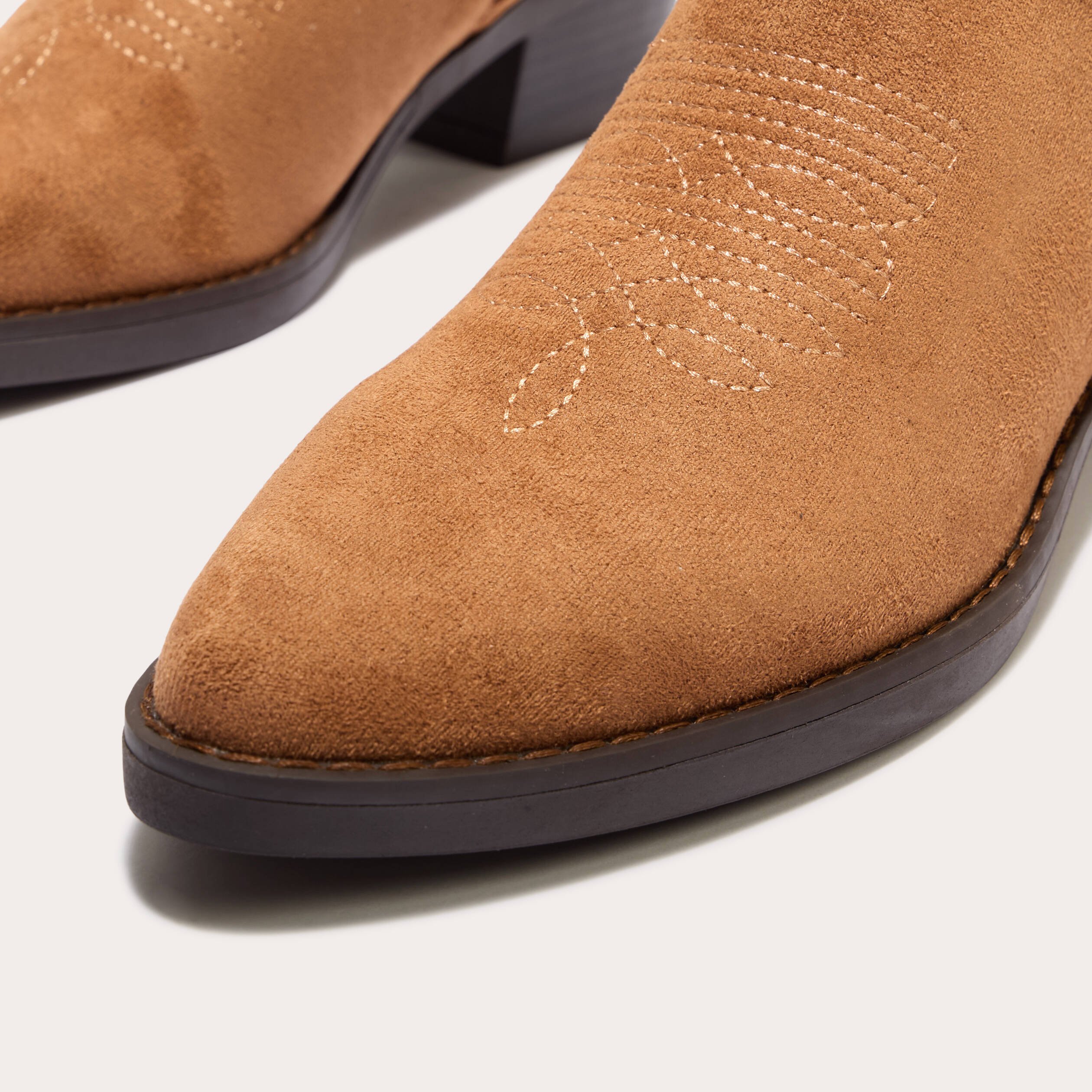 Bottines western suédine camel femme