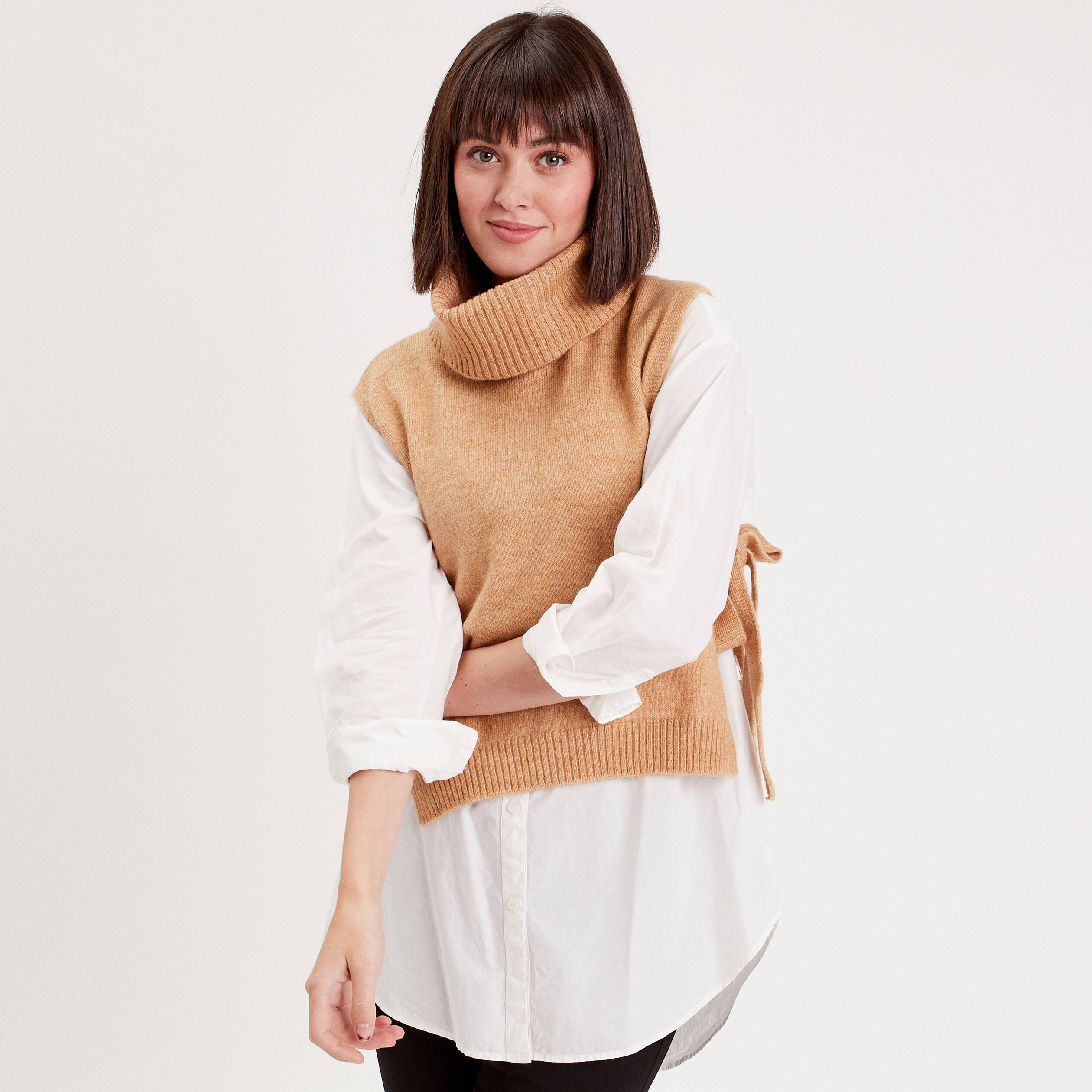 pull sans manches col roule beige femme Pull sans manches col roulé beige femme