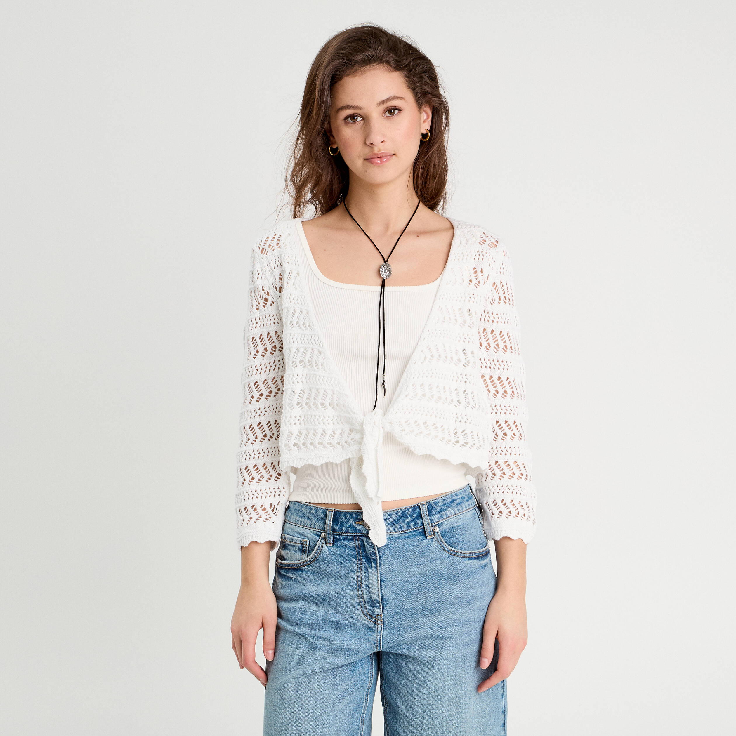 Gilet manches 3/4 ajour&eacute; blanc femme