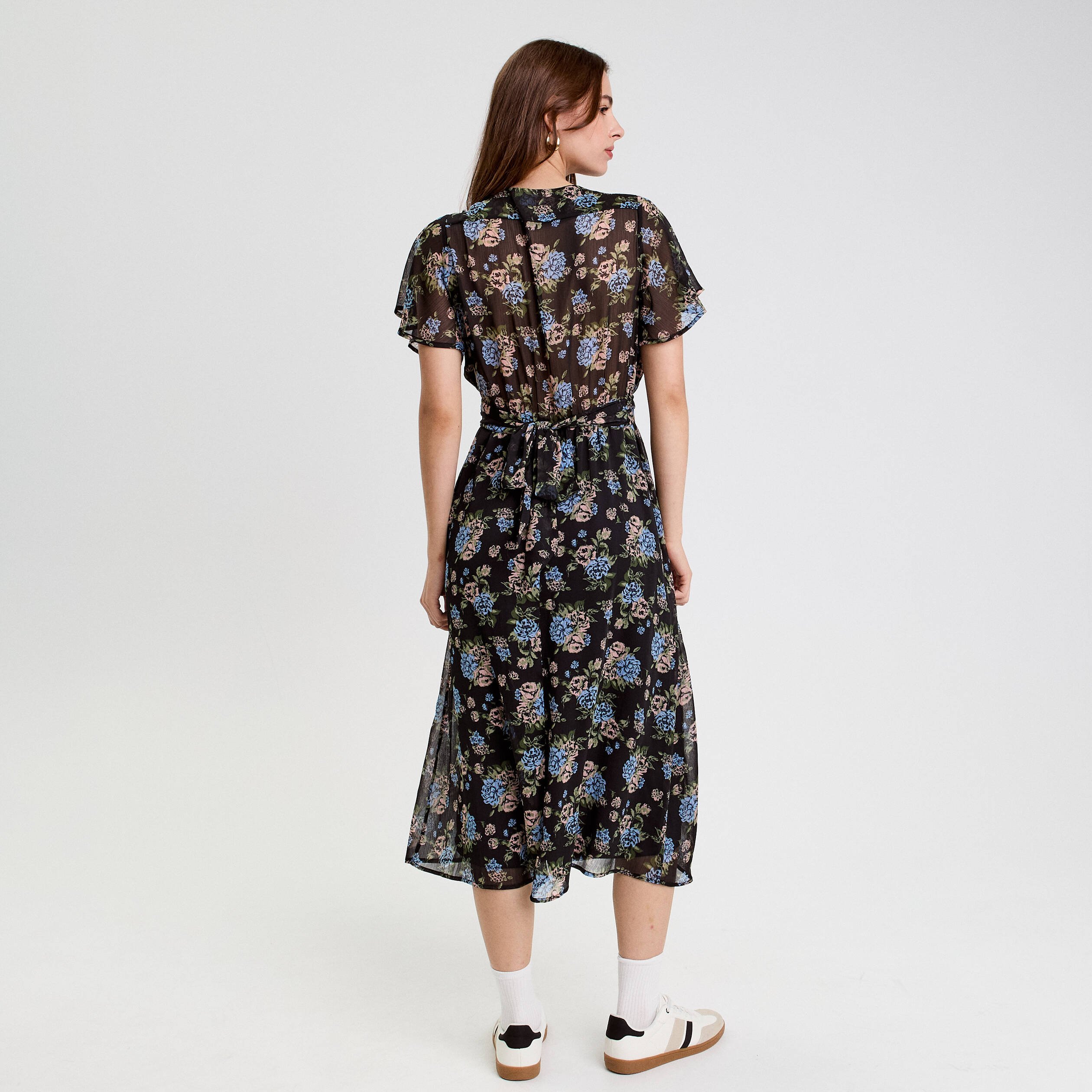 robe evasee col v manches courtes noir femme Robe évasée col v manches courtes noir femme
