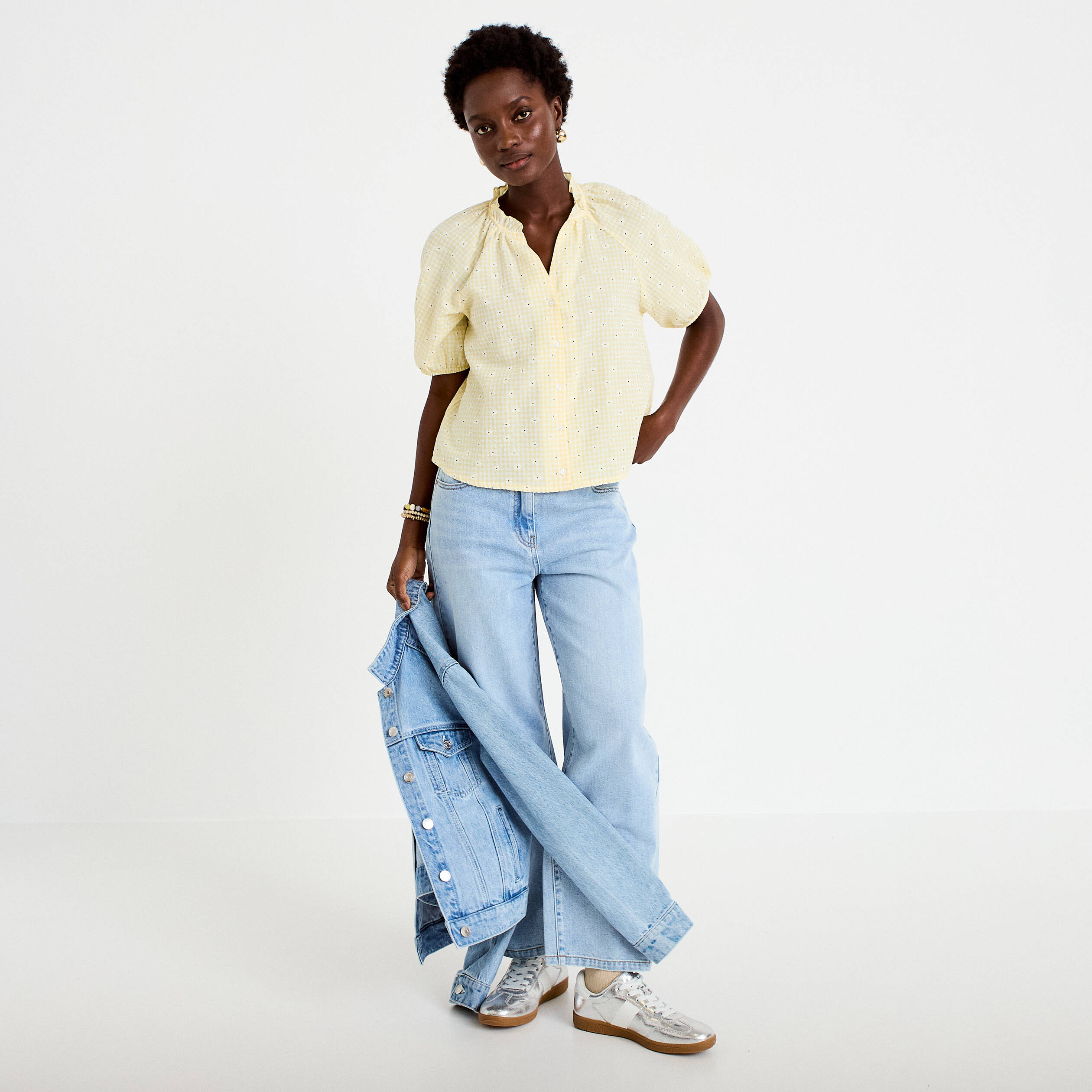 Blouse droite col v manches courtes jaune clair femme