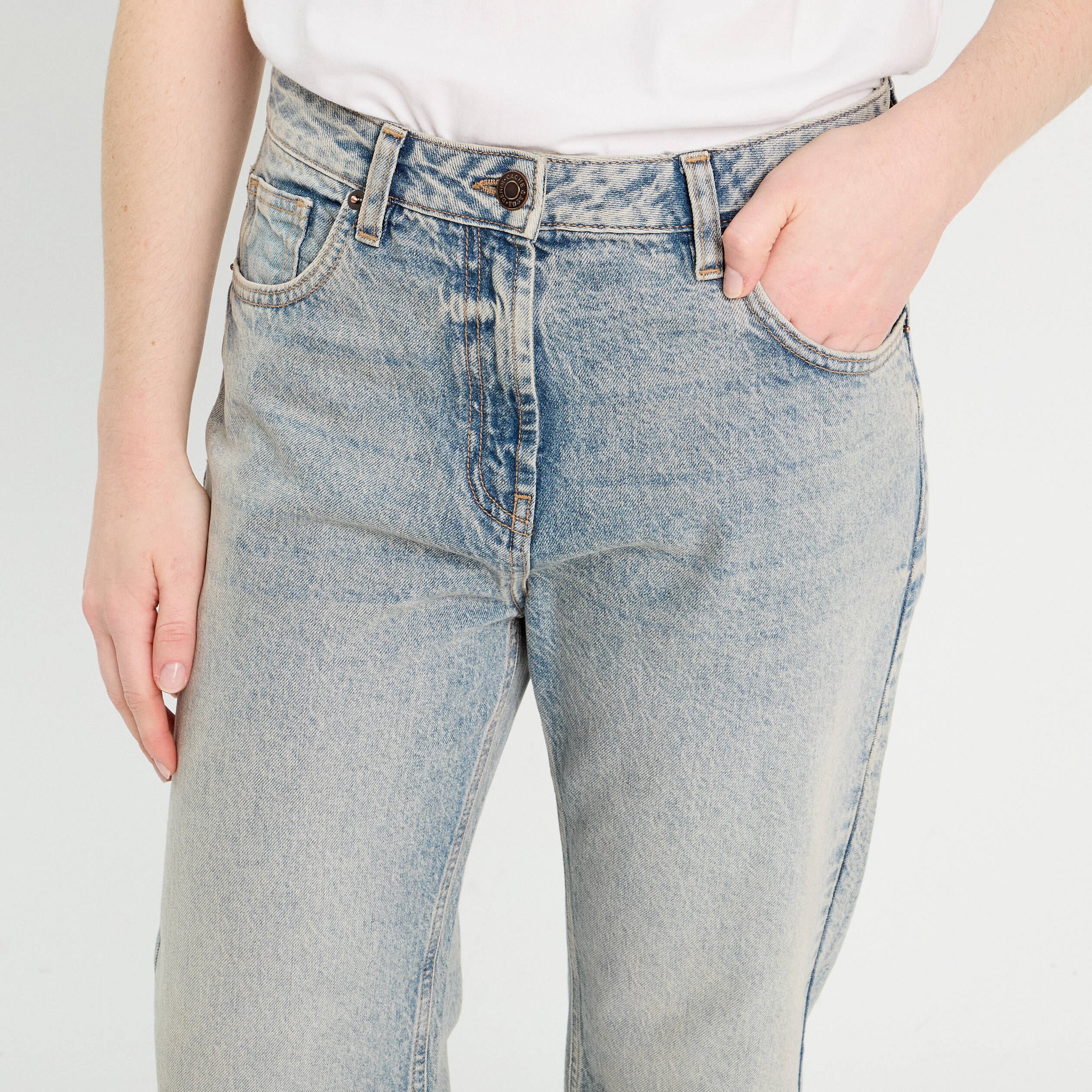 Jeans droit 5 poches denim bleach femme