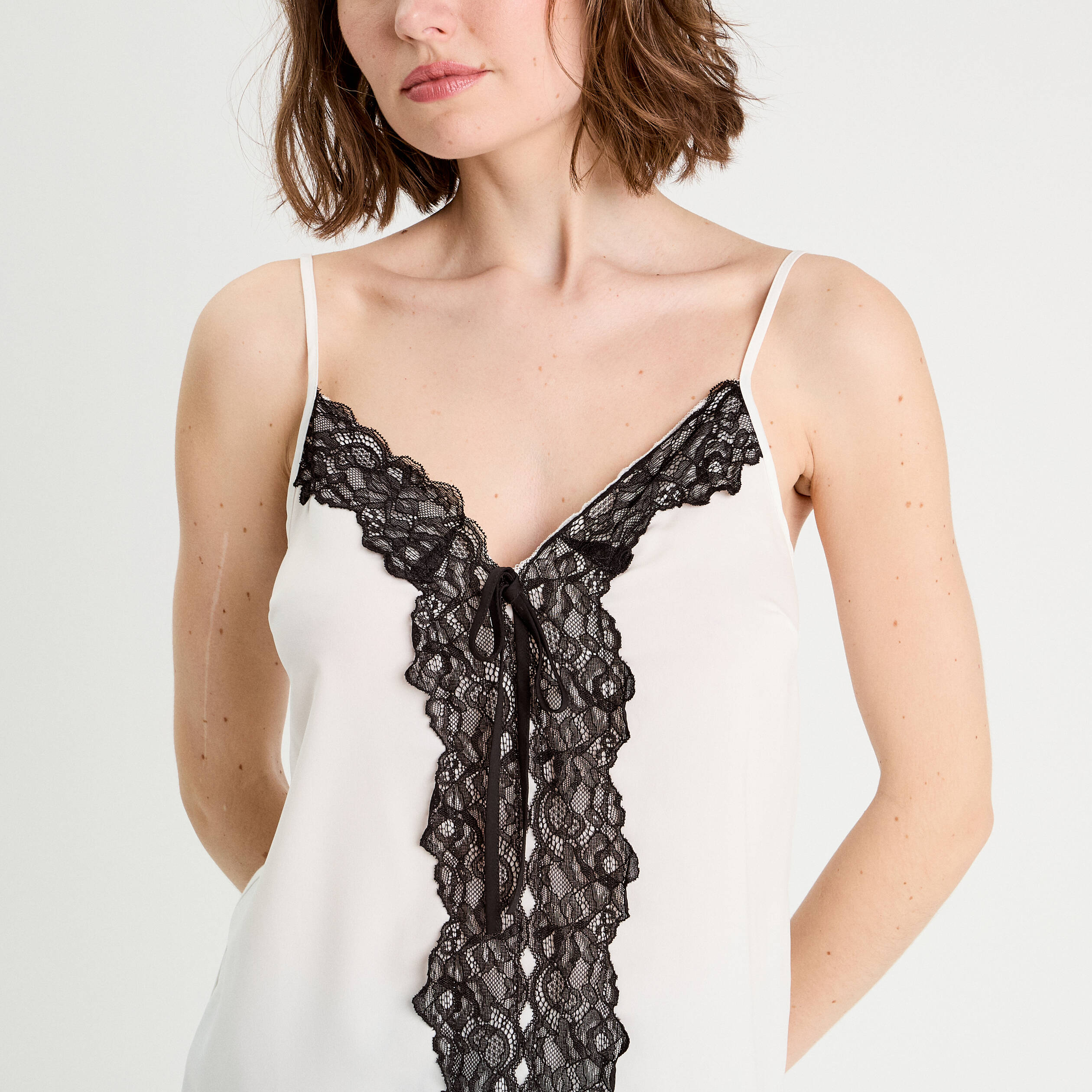 debardeur bretelles fines ecru femme Débardeur bretelles fines ecru femme