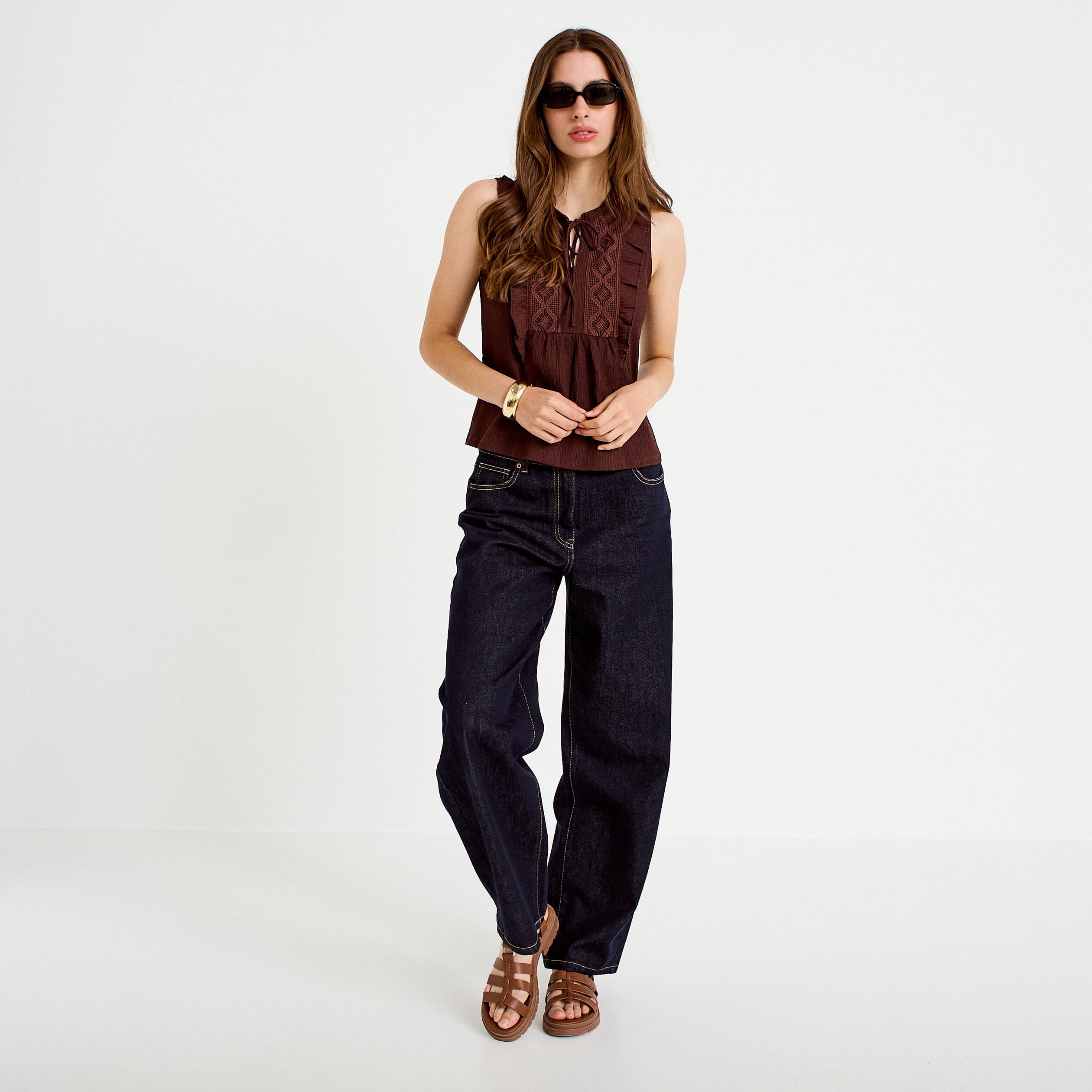 Blouse sans manches col v marron femme