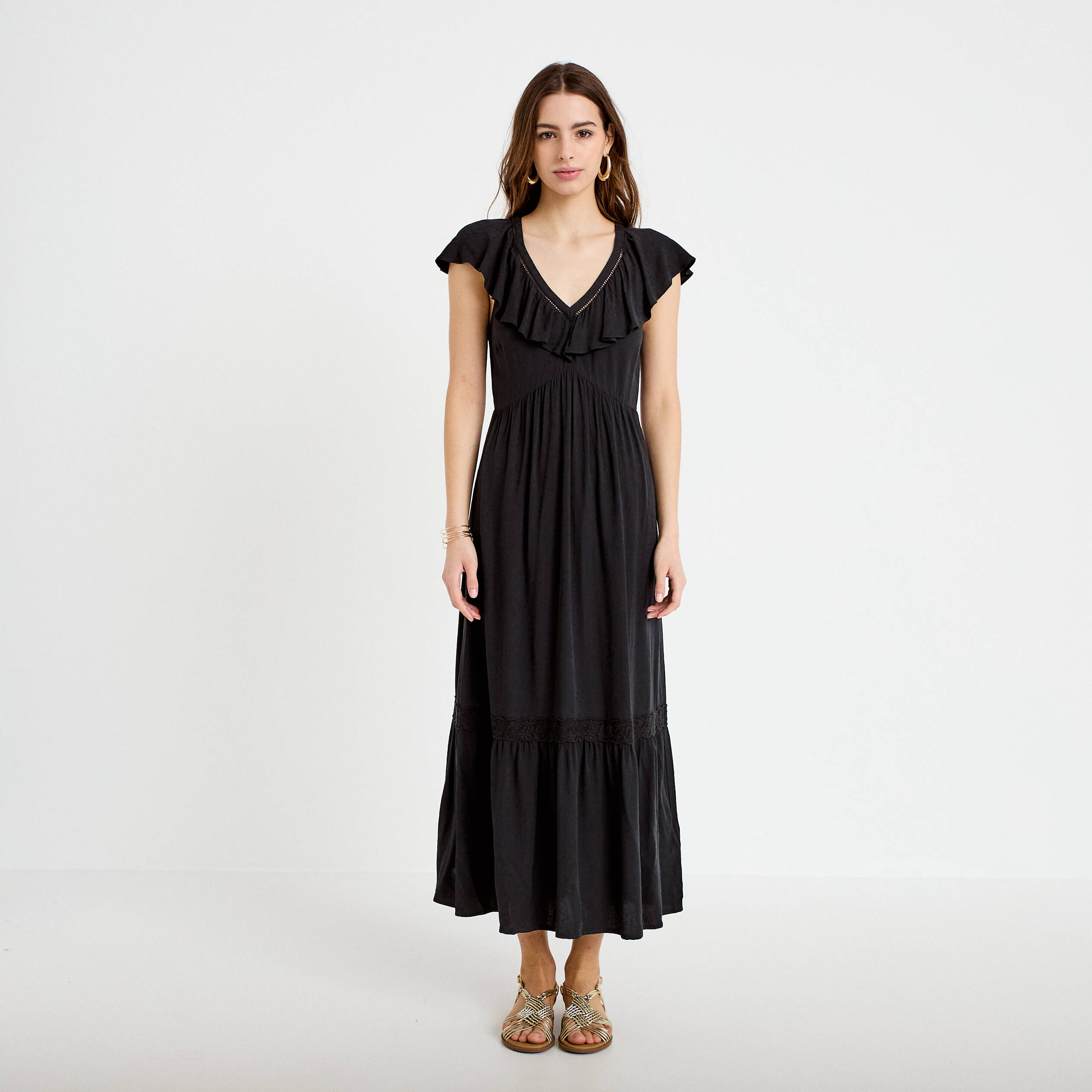 Robe longue &eacute;vas&eacute;e col v manches courtes noir femme