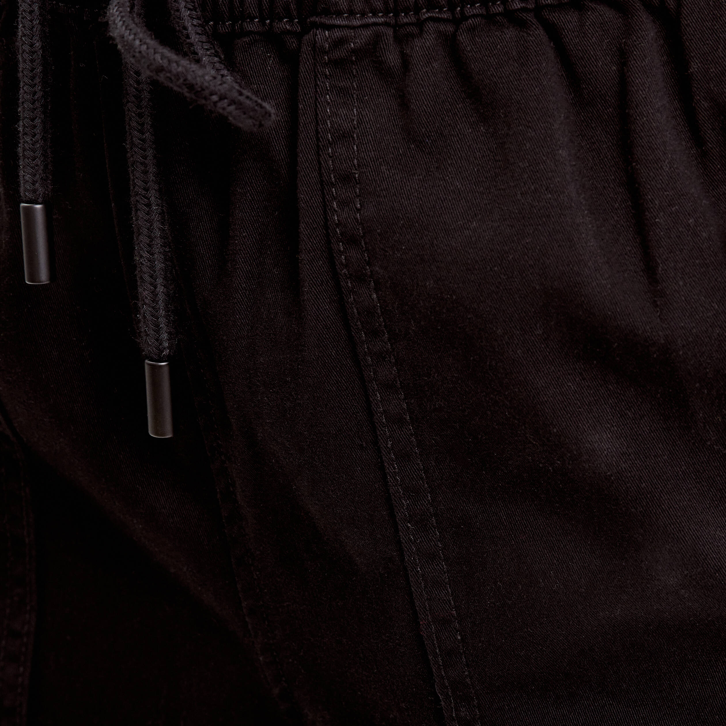 Pantalon cargo slim noir femme