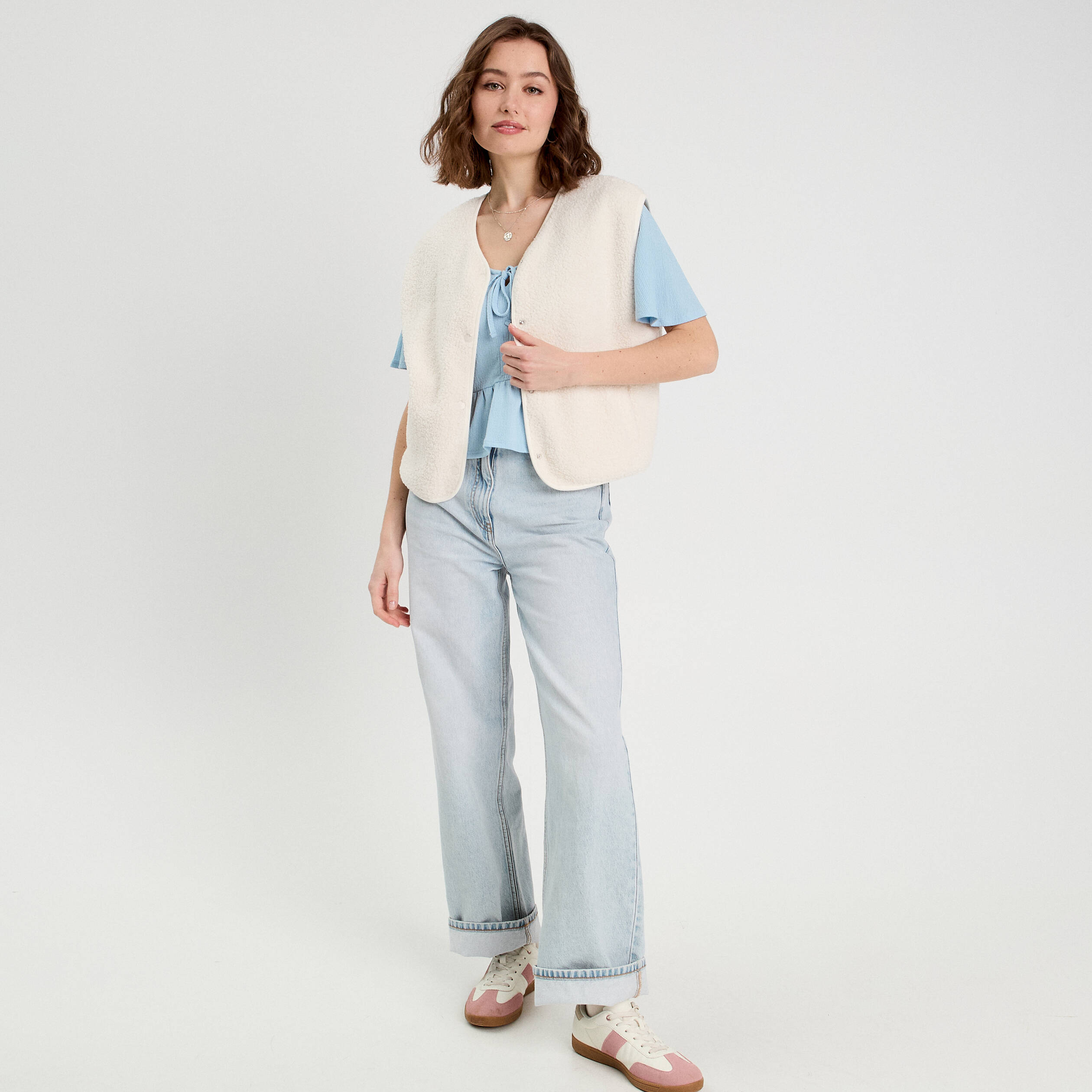 Blouse noeud et volants bleu ciel femme