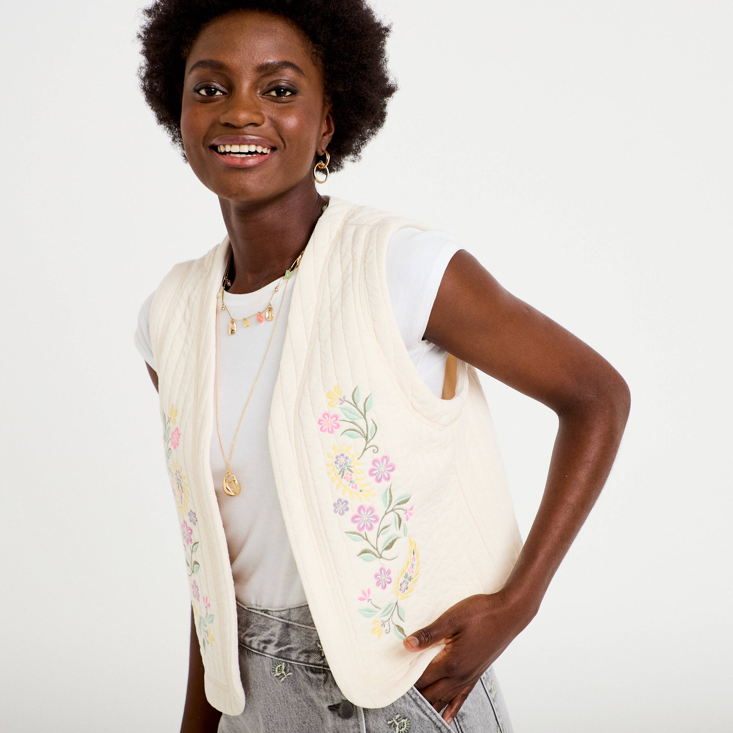 Gilet droit sans manches col rond ecru femme