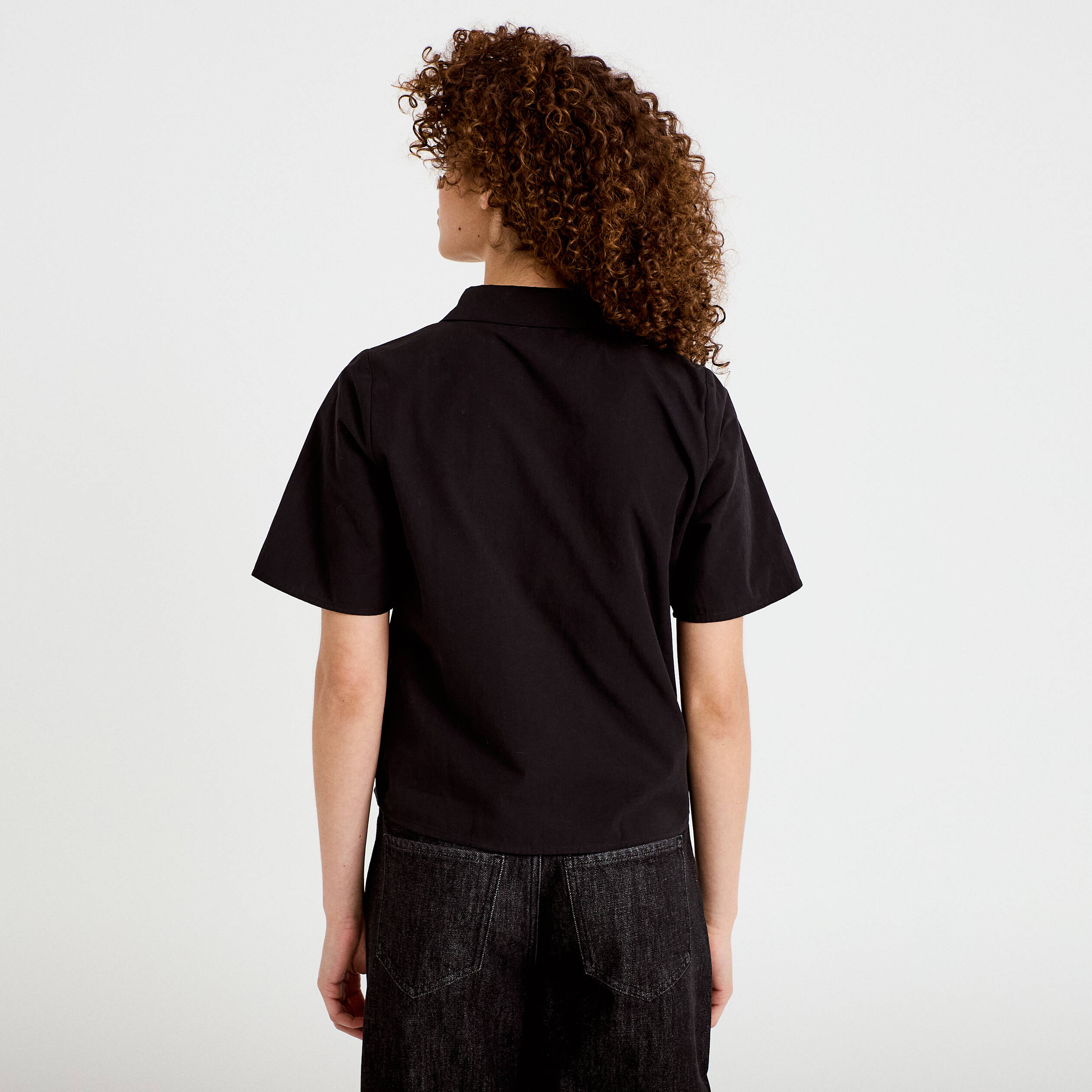 Chemise manches courtes noir femme
