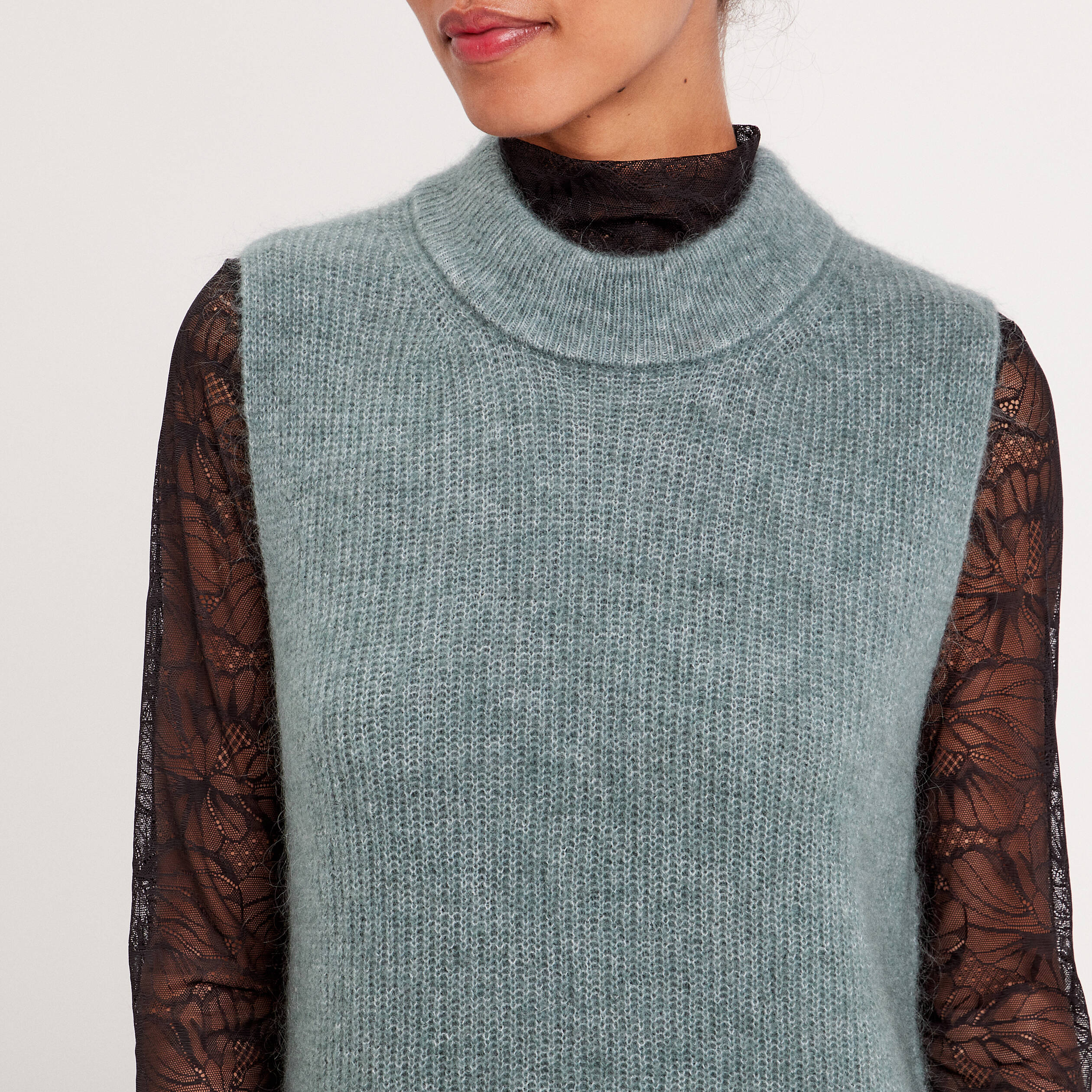 pull sans manches col roule vert fonce femme Pull sans manches col roulé vert foncé femme