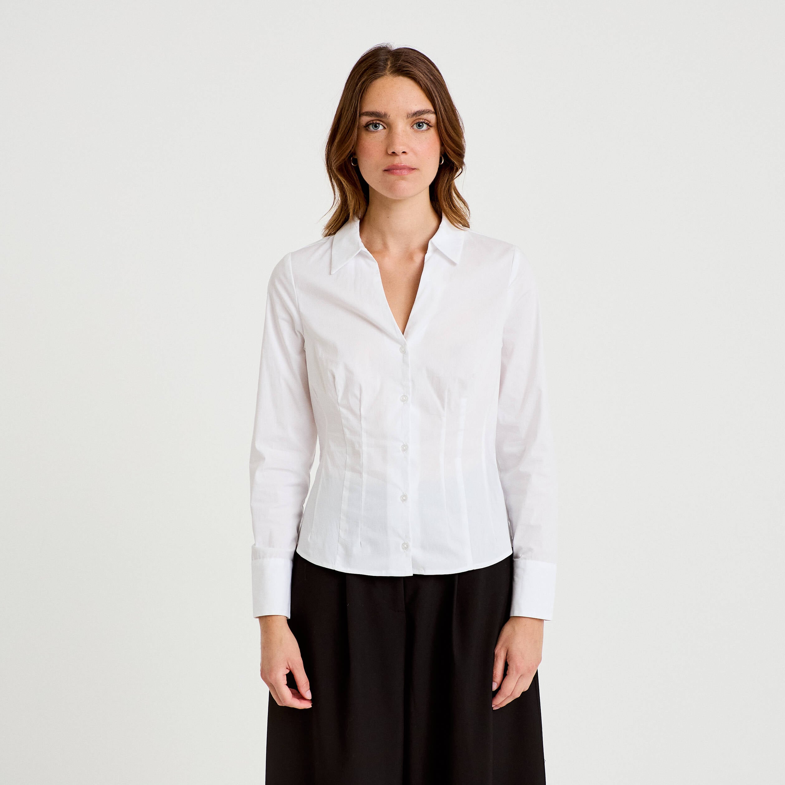 Chemise cintr&eacute;e manches longues ecru femme