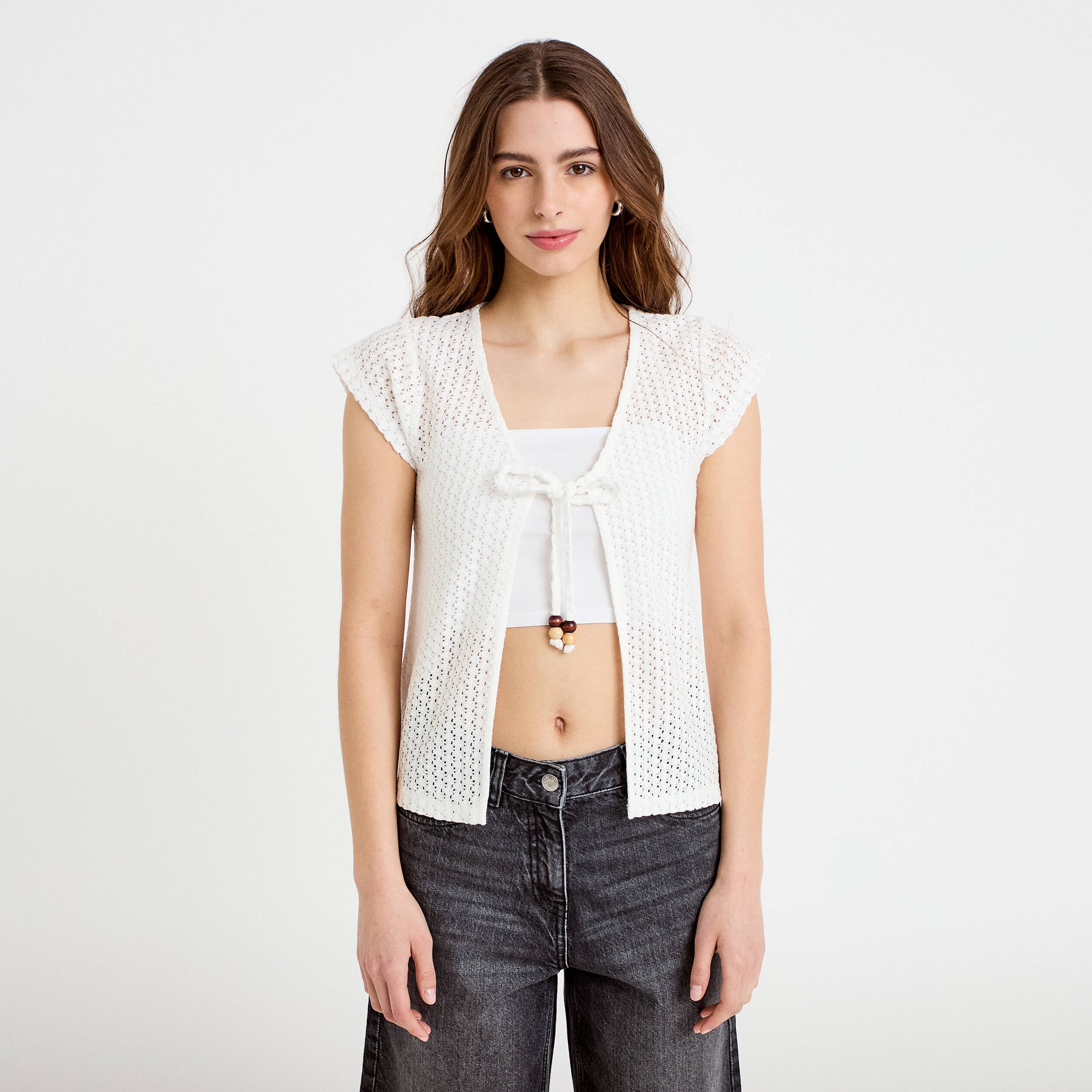 Gilet manches courtes aspect dentelle ecru femme