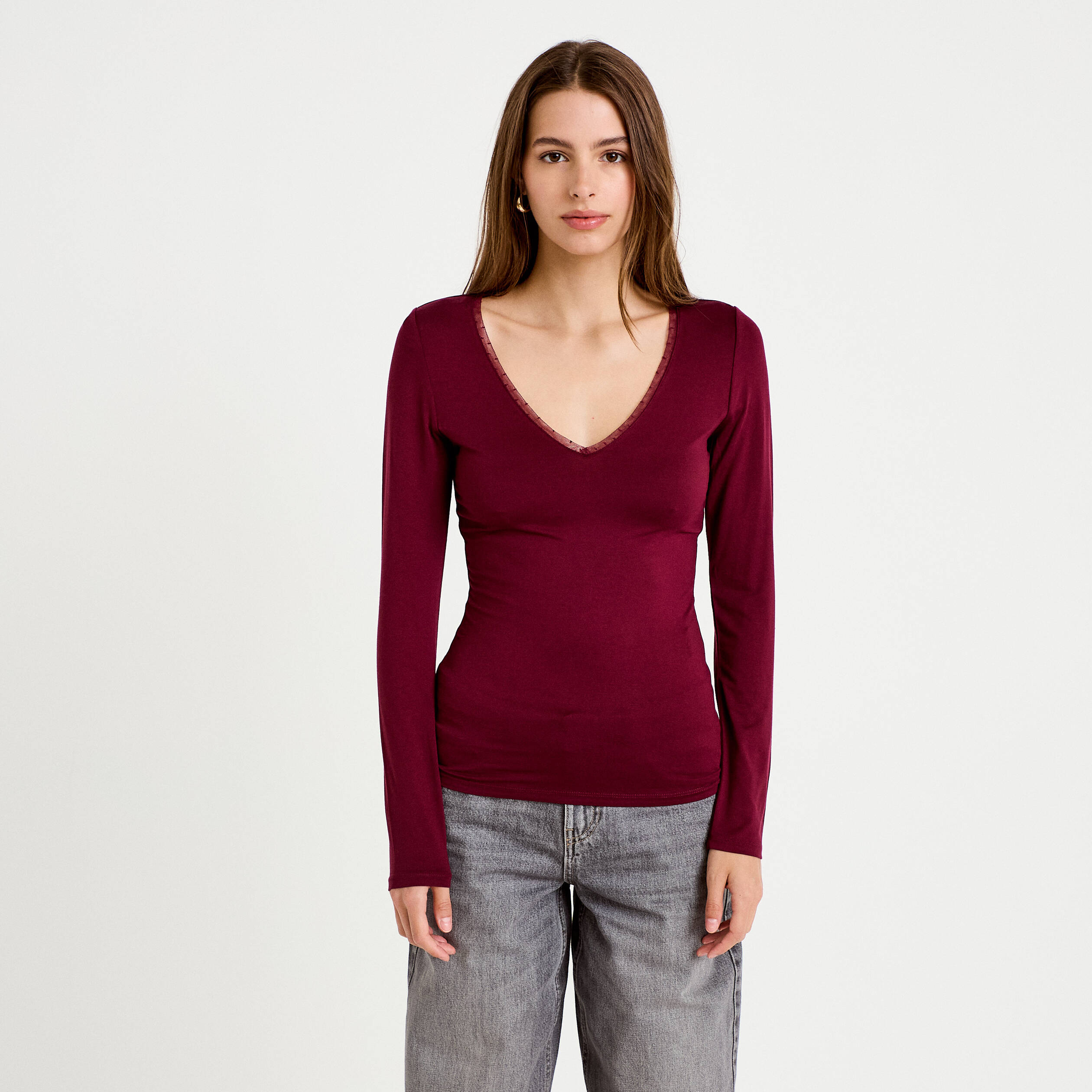T-shirt thermique col en V plumetis bordeaux femme
