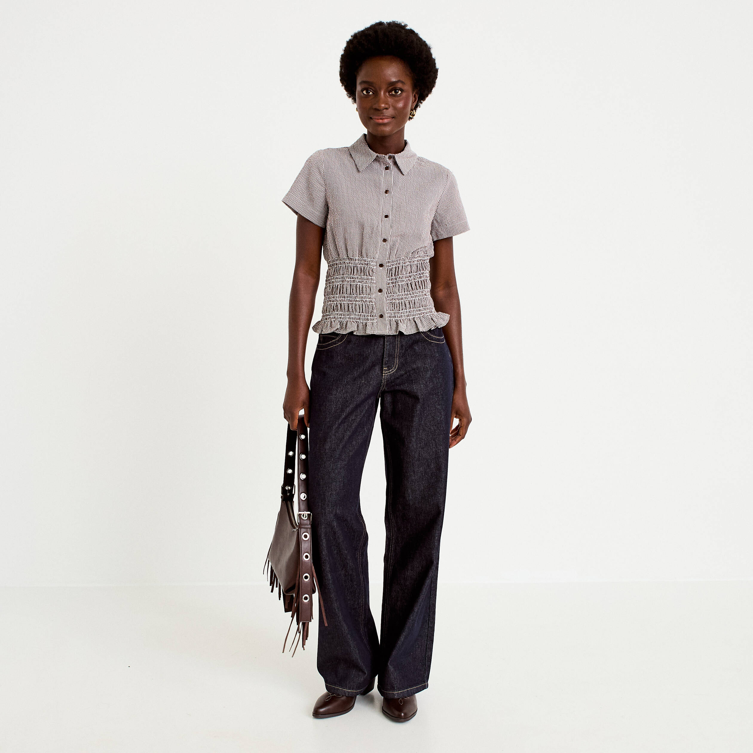 Chemise cintr&eacute;e manches courtes marron femme