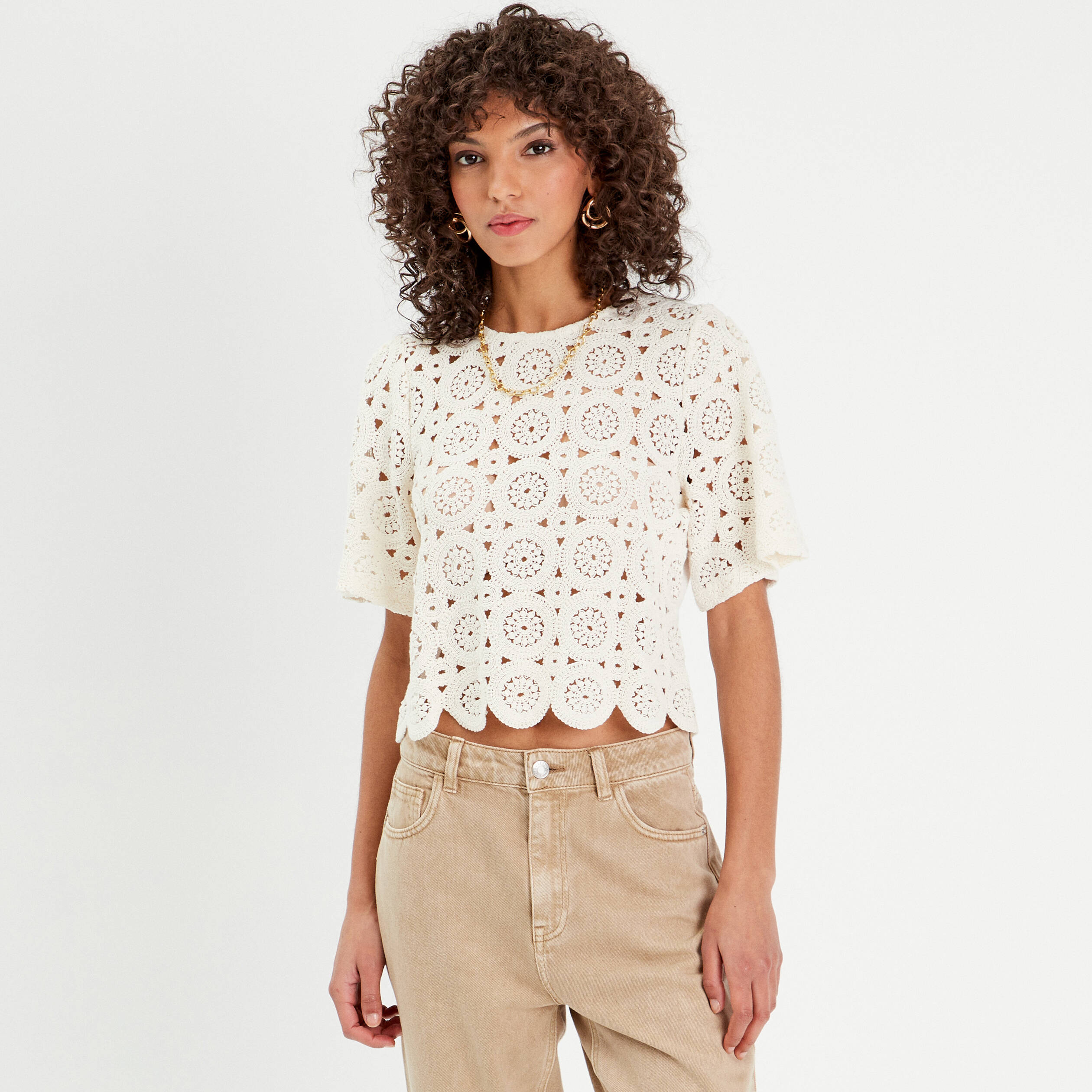 T-shirt macram&eacute; col rond ecru femme