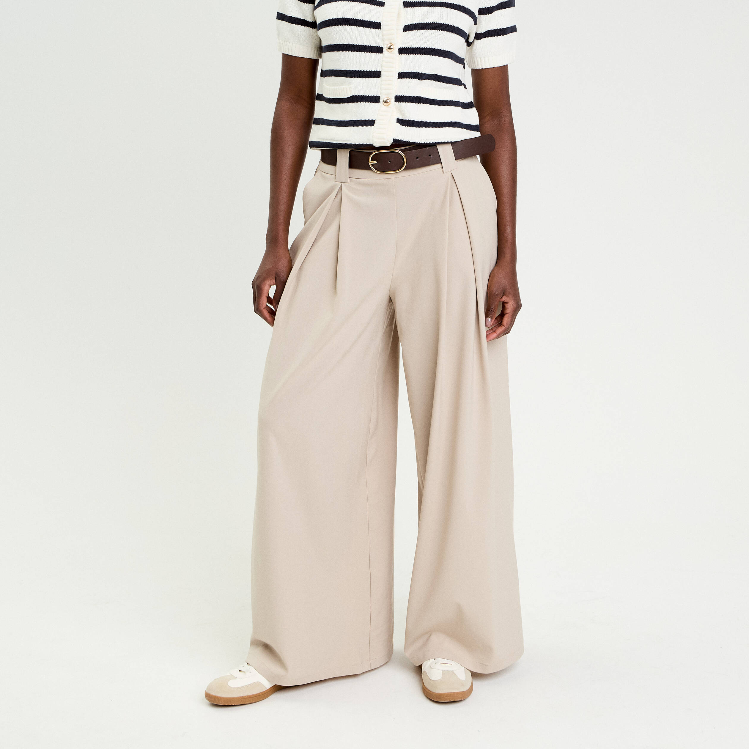 Pantalon large avec ceinture beige femme