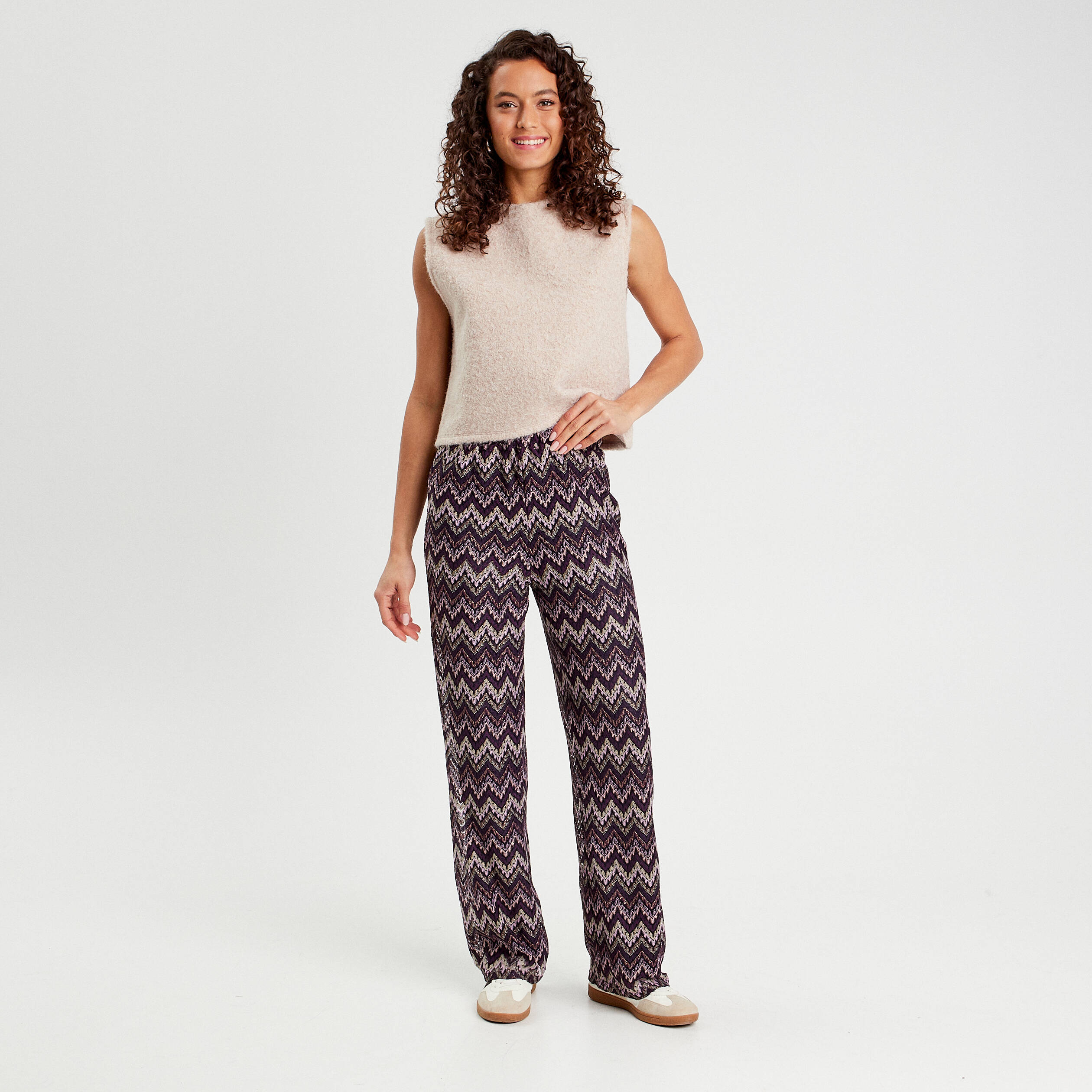 Pantalon large ajour&eacute; violet femme