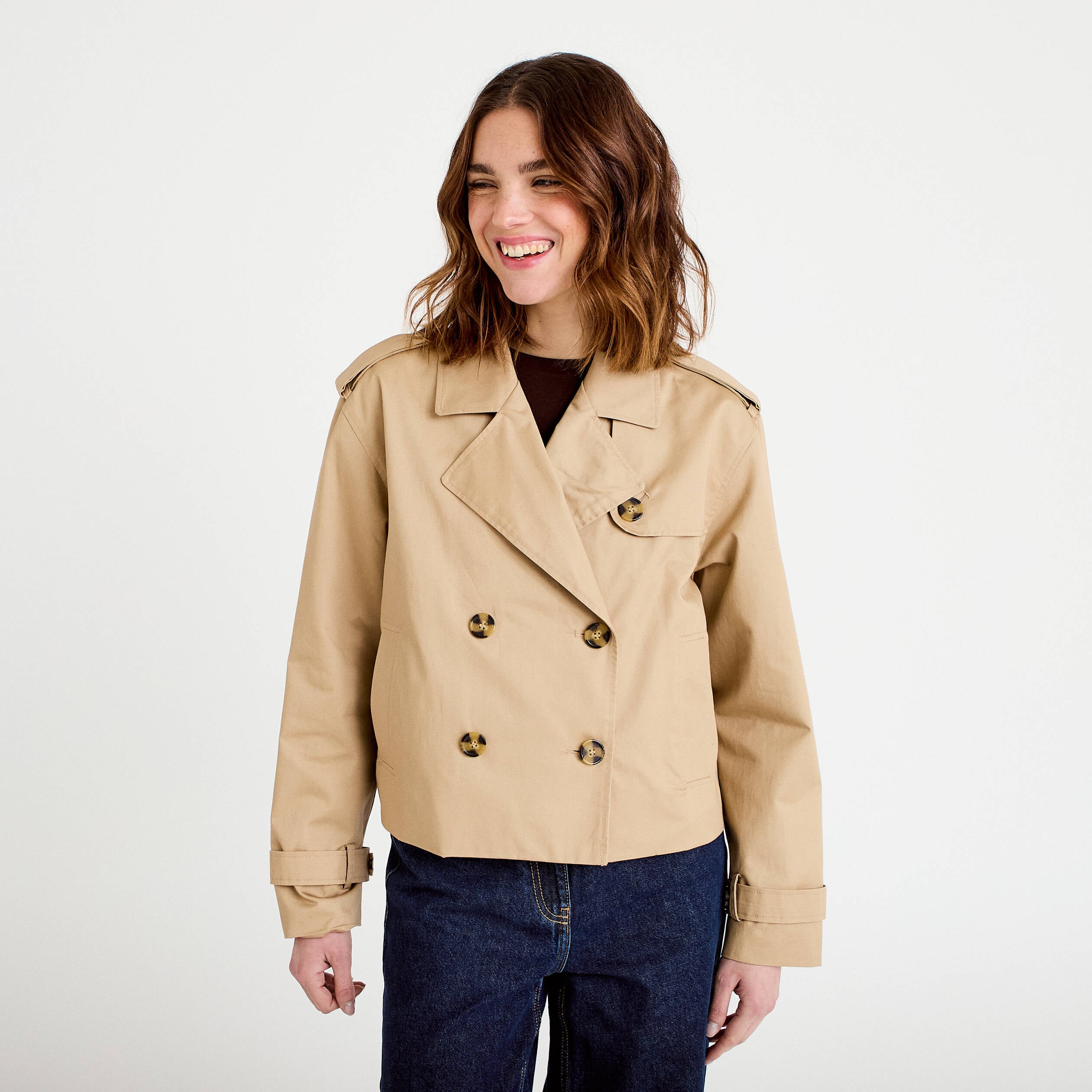 Trench droit court col tailleur sable femme