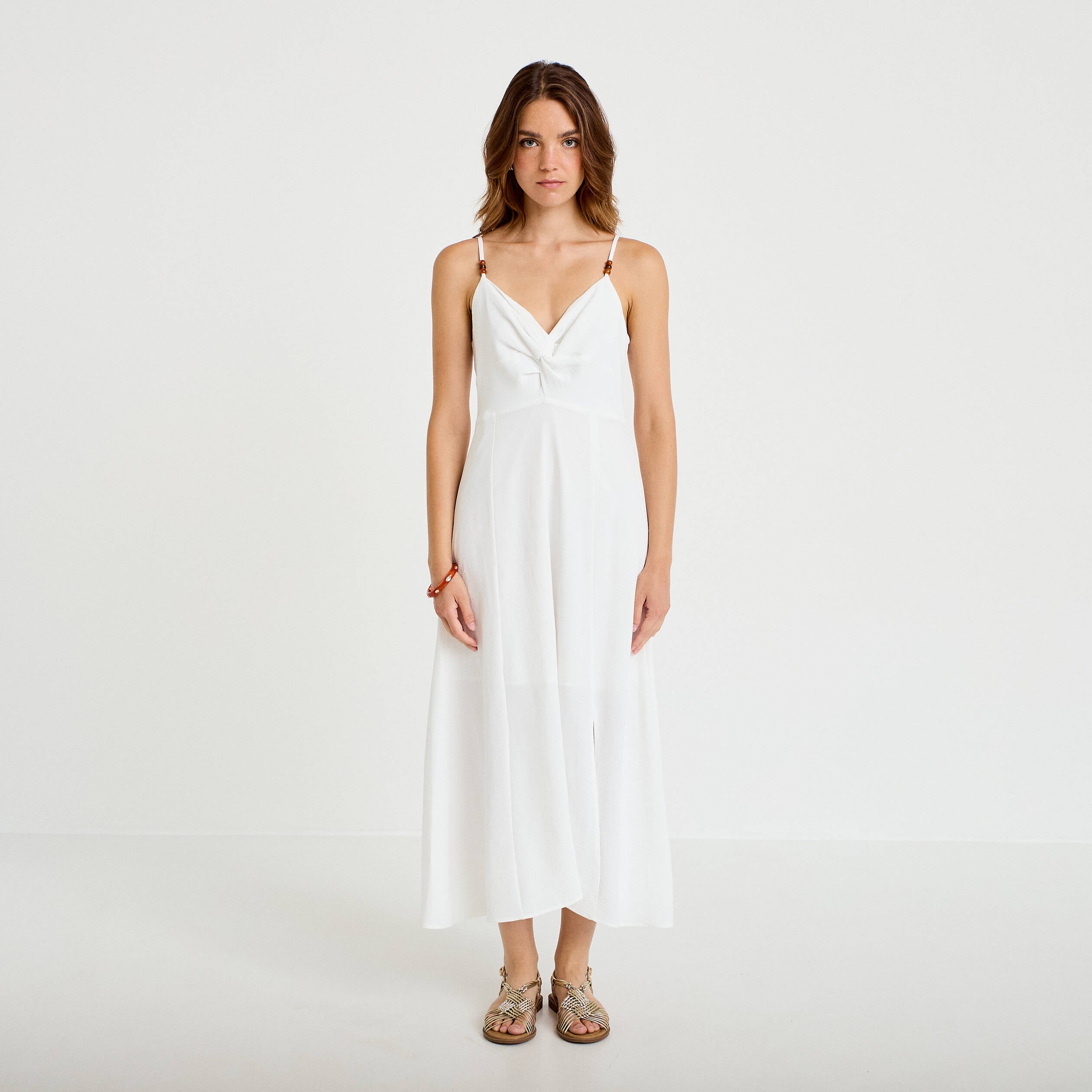 Robe longue &eacute;vas&eacute;e &agrave; fines bretelles ecru femme