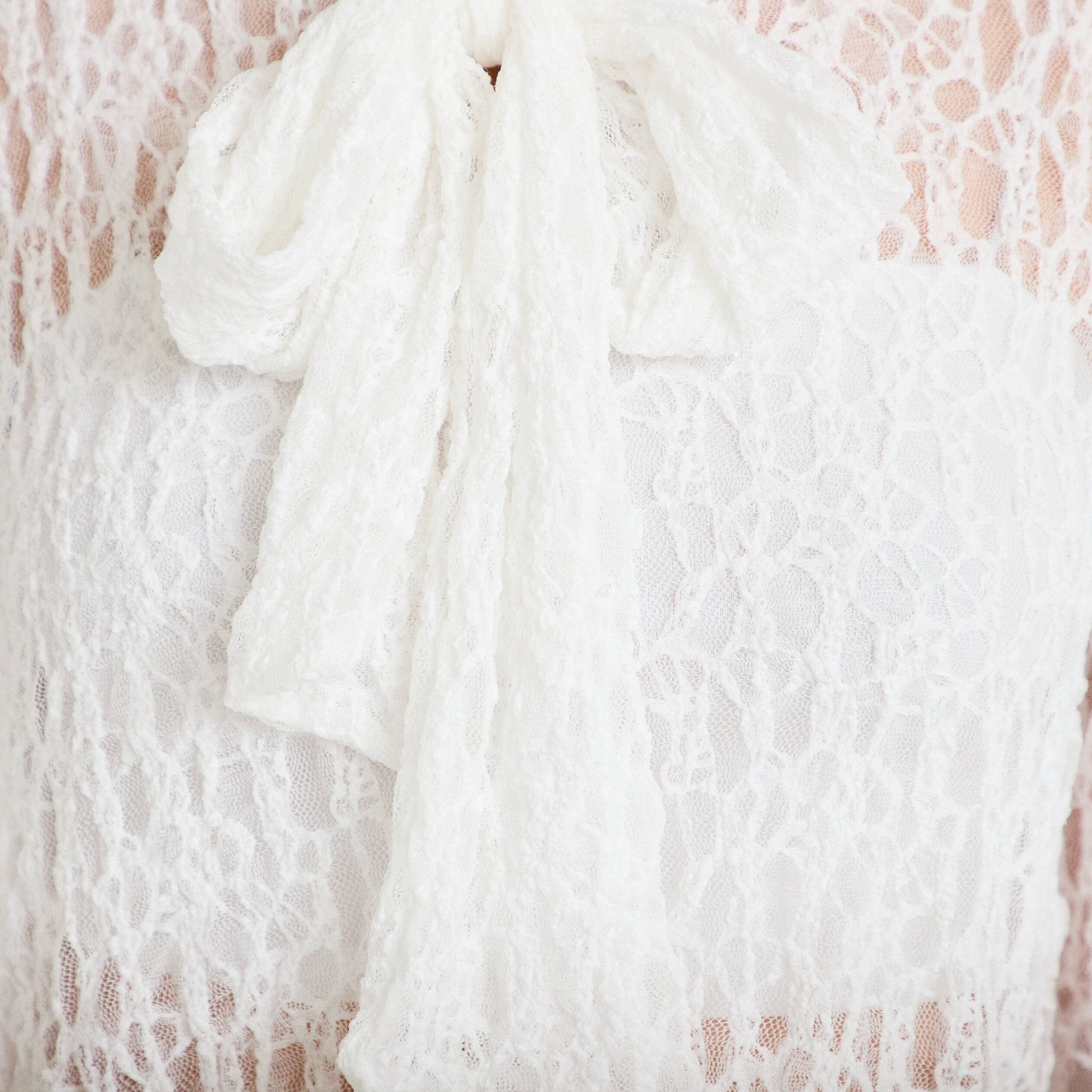 Blouse droite col montant dentelle ecru femme