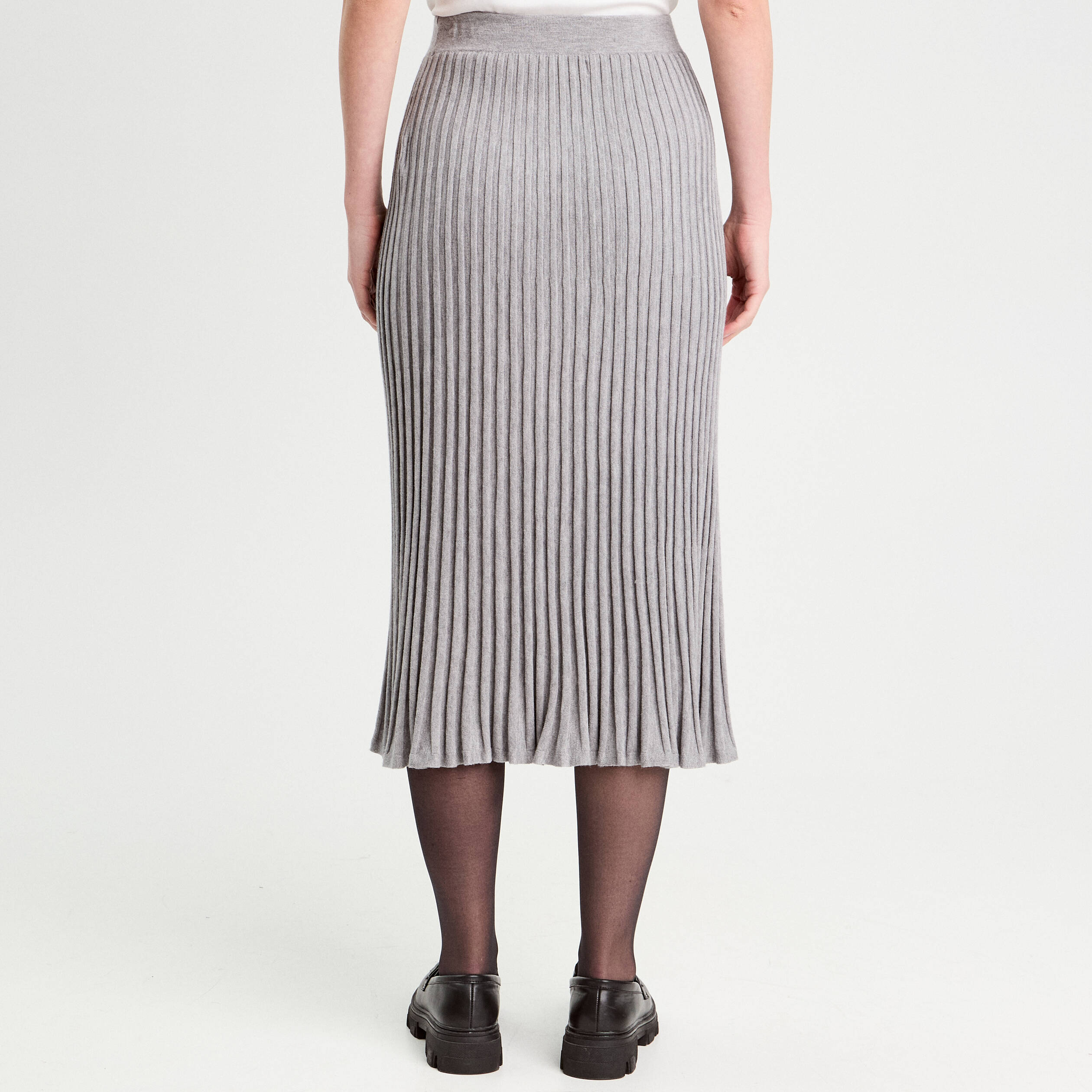 jupe tricot midi droite gris clair femme Jupe tricot midi droite gris clair femme