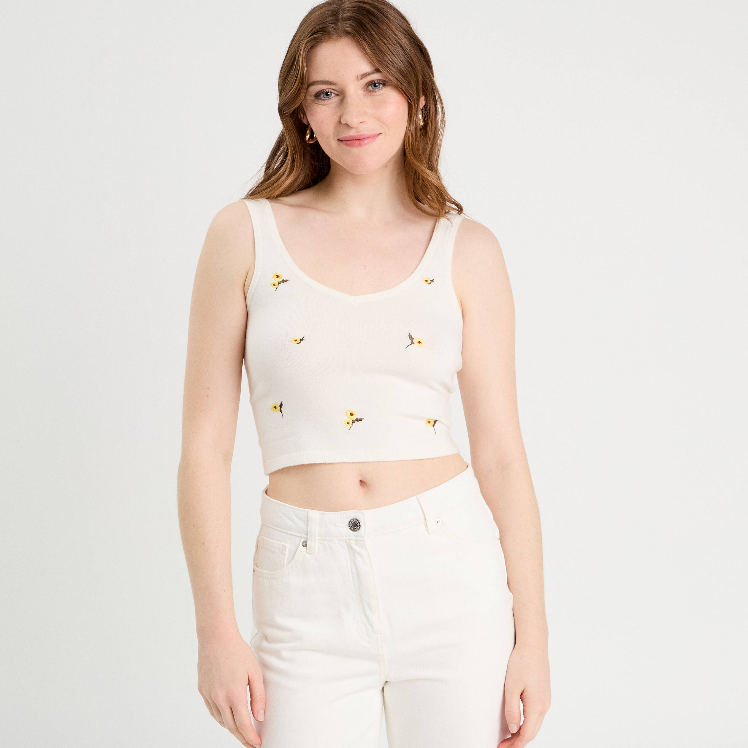 D&eacute;bardeur tricot brod&eacute; ecru femme