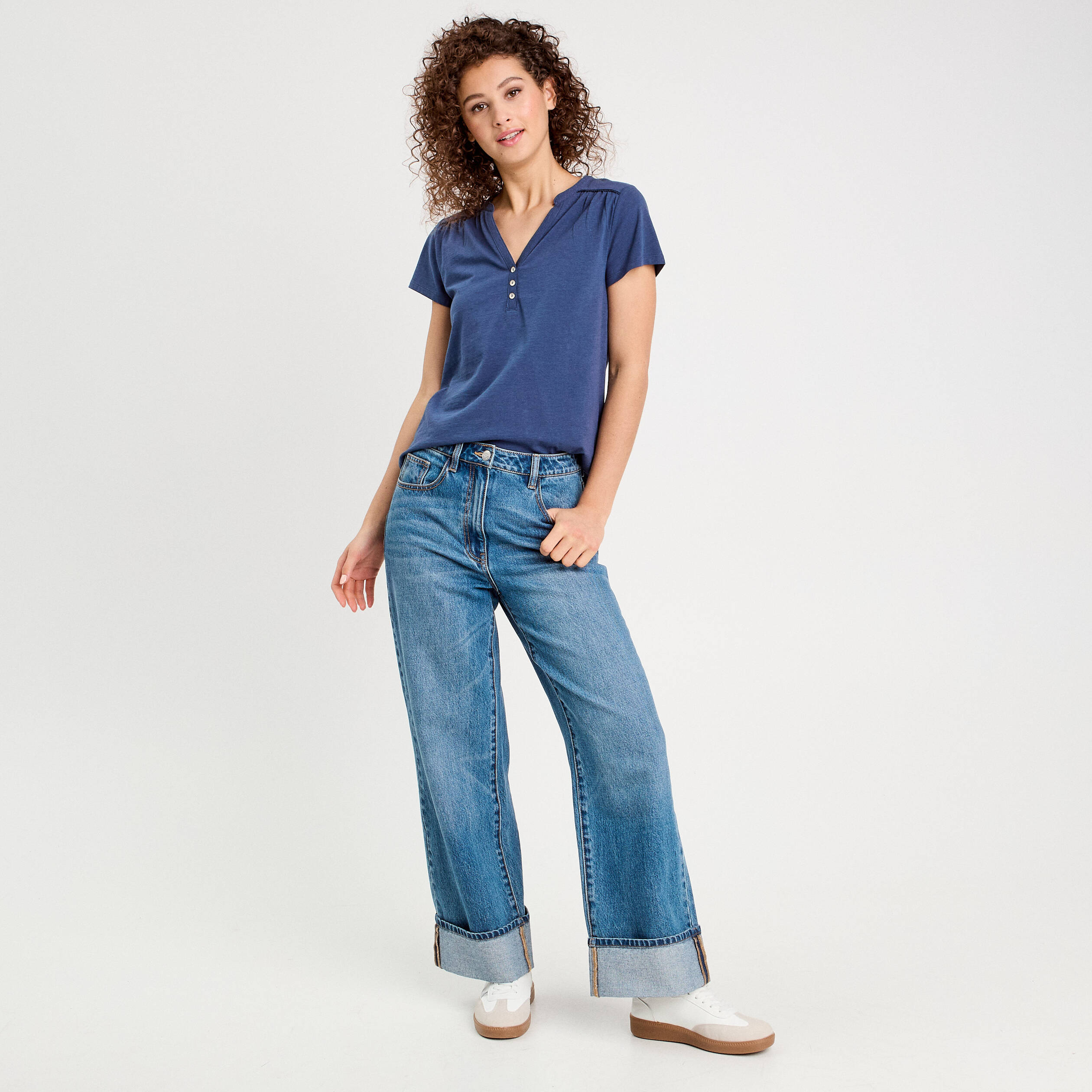 T-shirt manches courtes bleu fonc&eacute; femme
