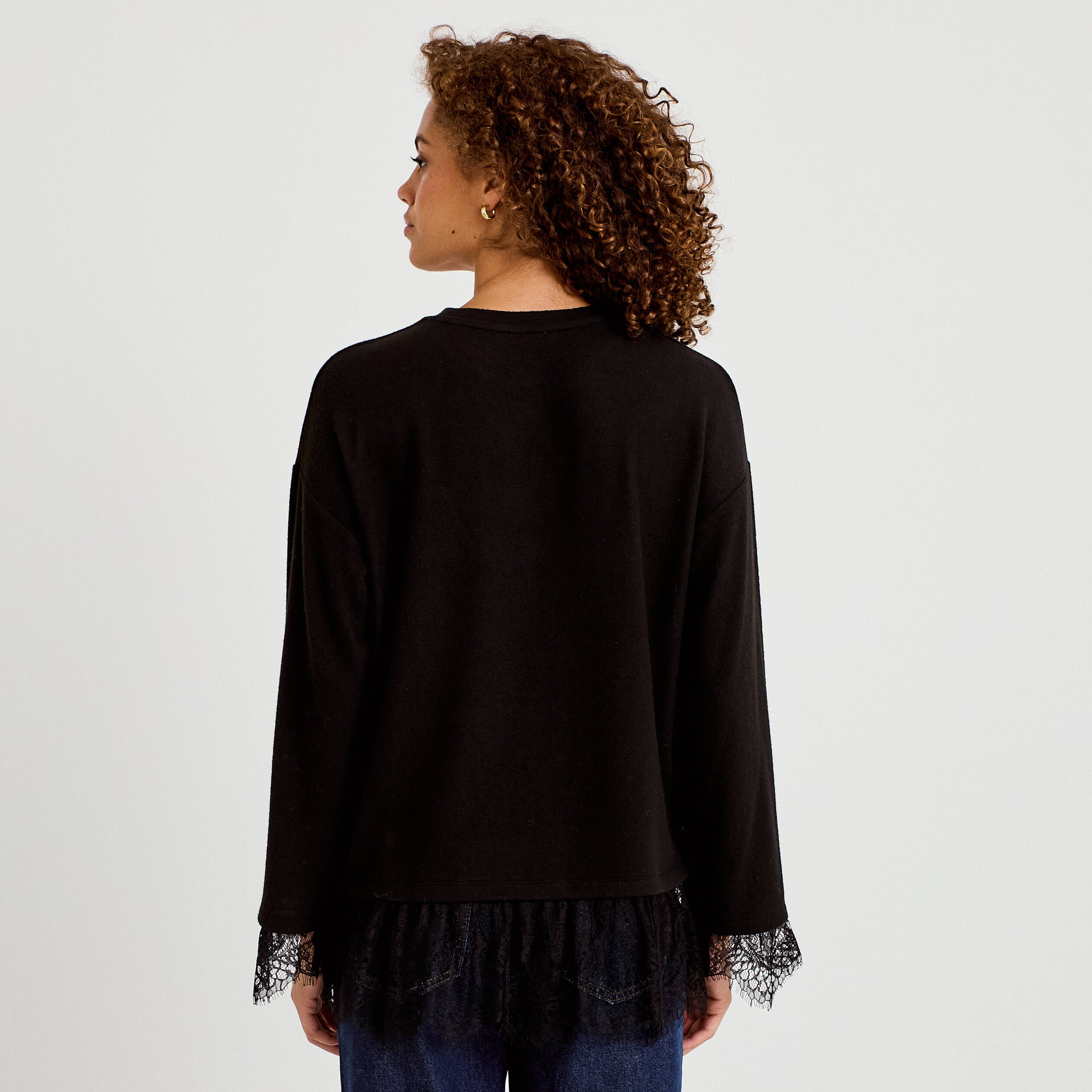 T-shirt manches longues avec dentelle noir femme