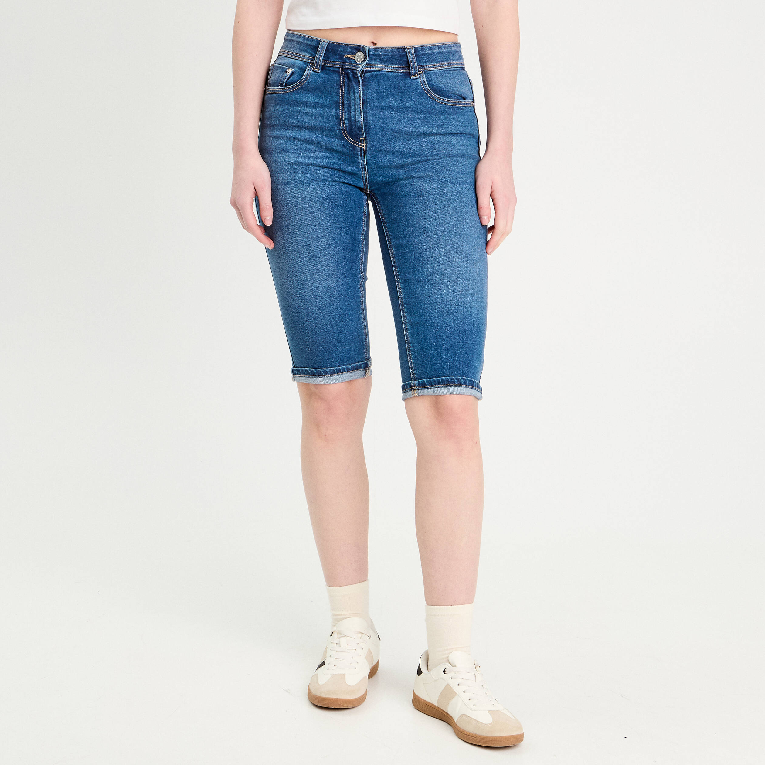 bermuda skinny en jean denim stone femme Bermuda skinny en jean denim stone femme