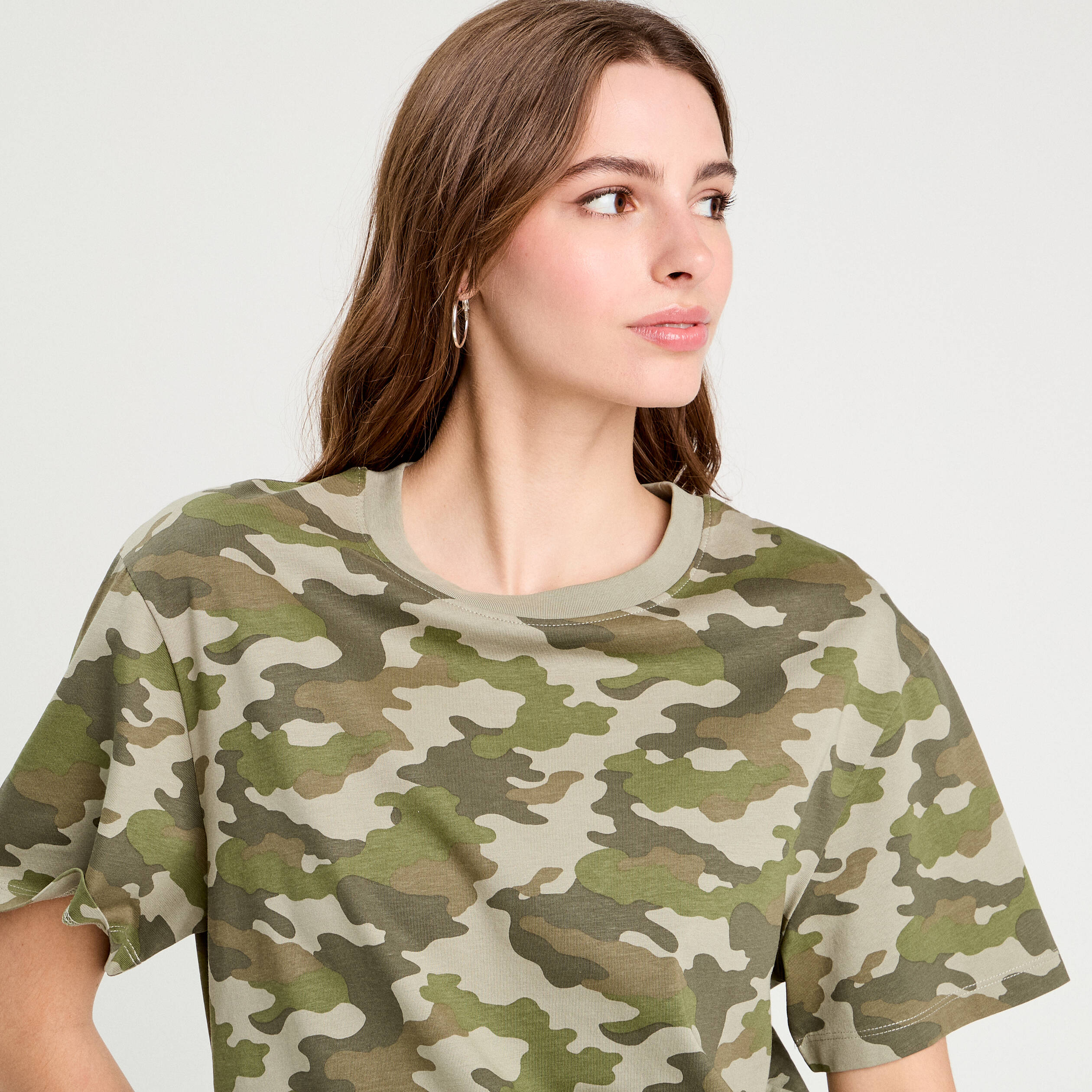 t shirt manches courtes vert kaki femme T-shirt manches courtes vert kaki femme